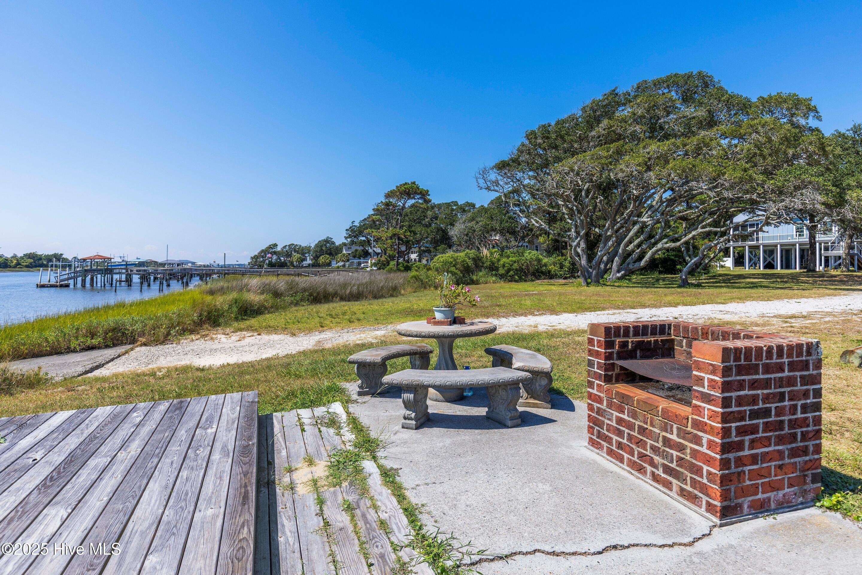 2643 Nags Head Road Property Photo 13