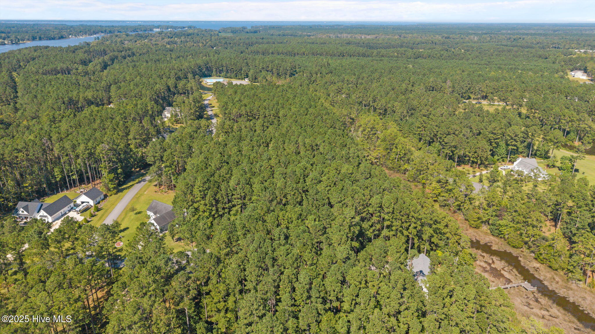 105 Sumter Court Property Photo 7