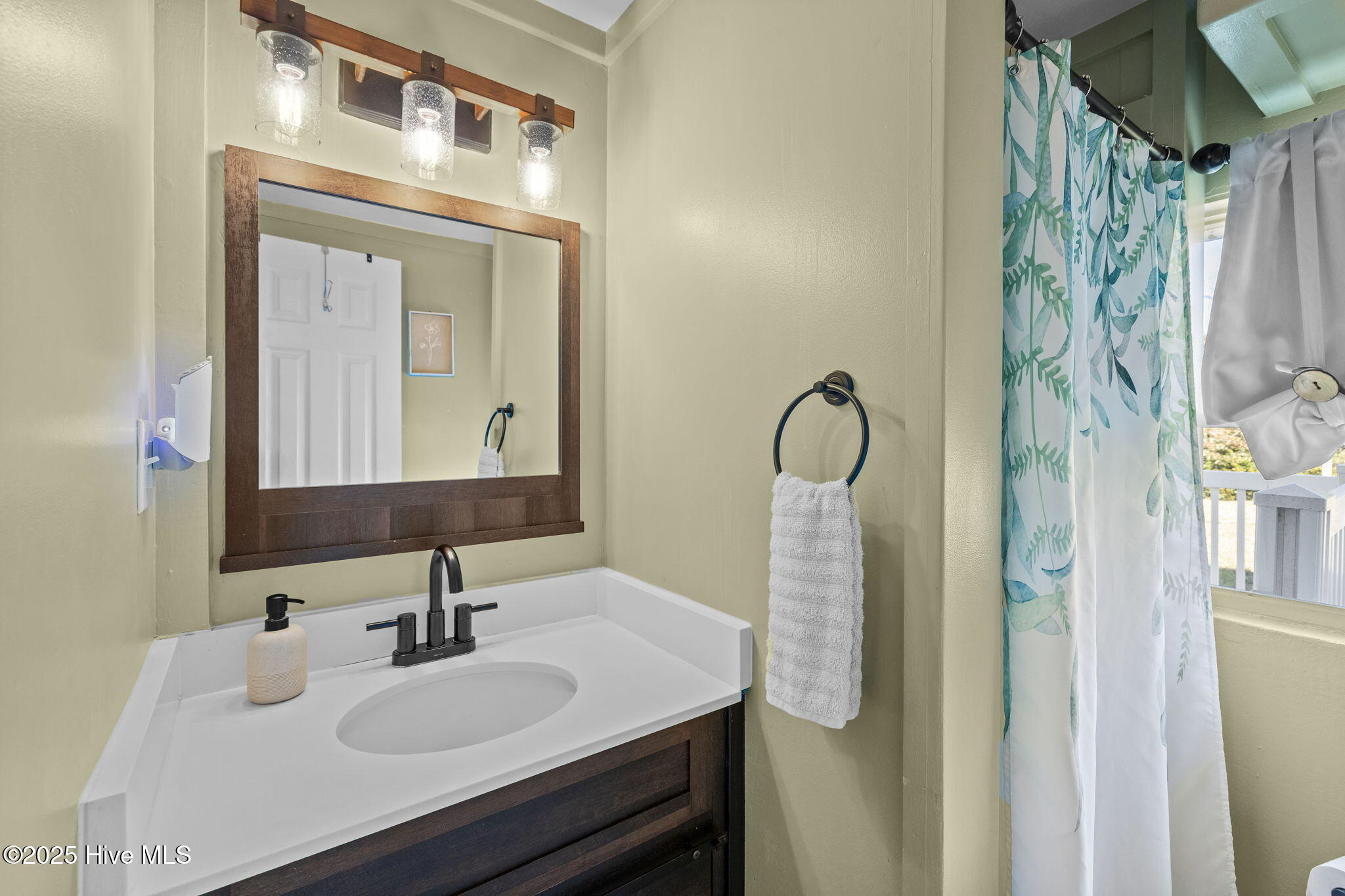 205 Barefoot Lane Property Photo 44