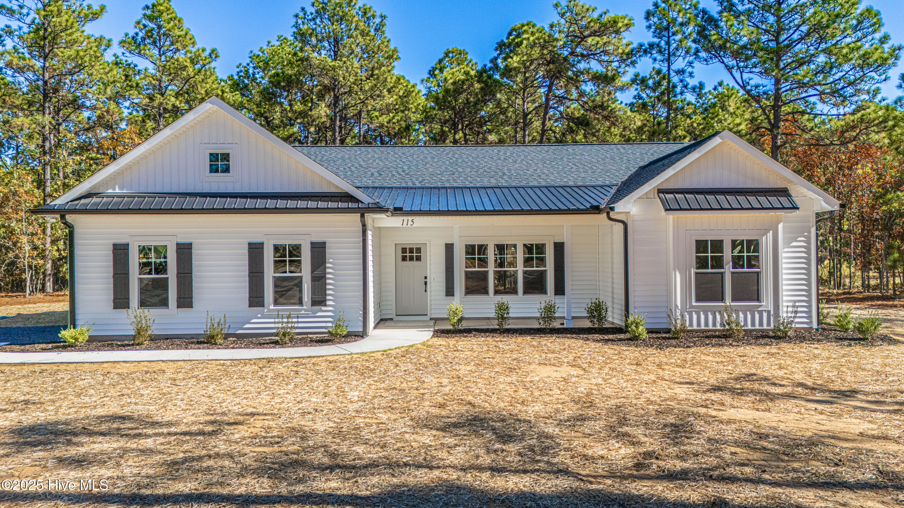 115 Sandy Place Property Photo 1