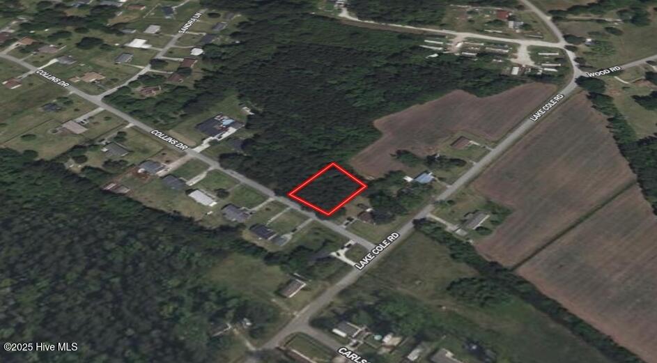 35 Collins Dr Property Photo 1