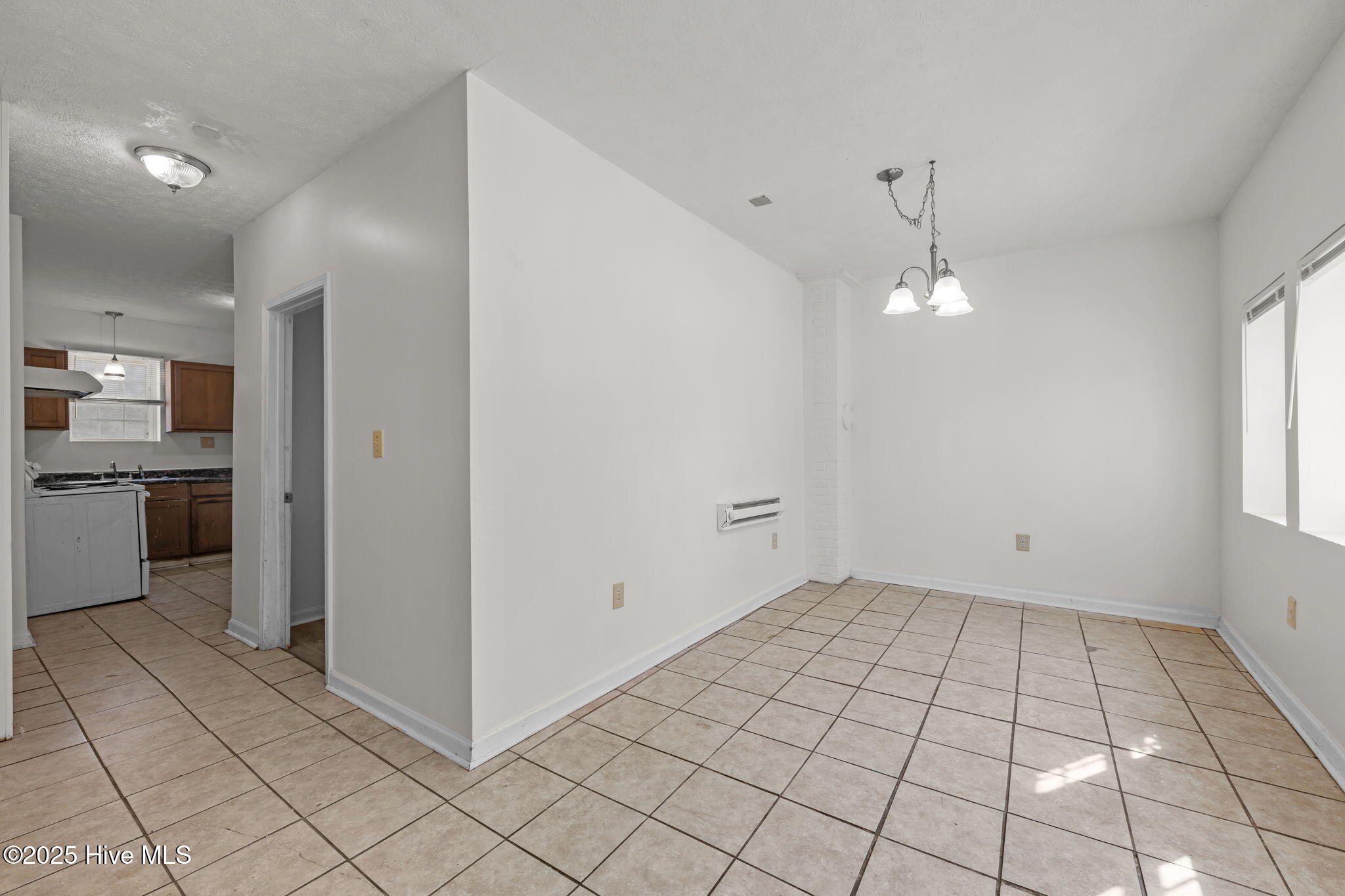 700 2nd Avenue Property Photo 22