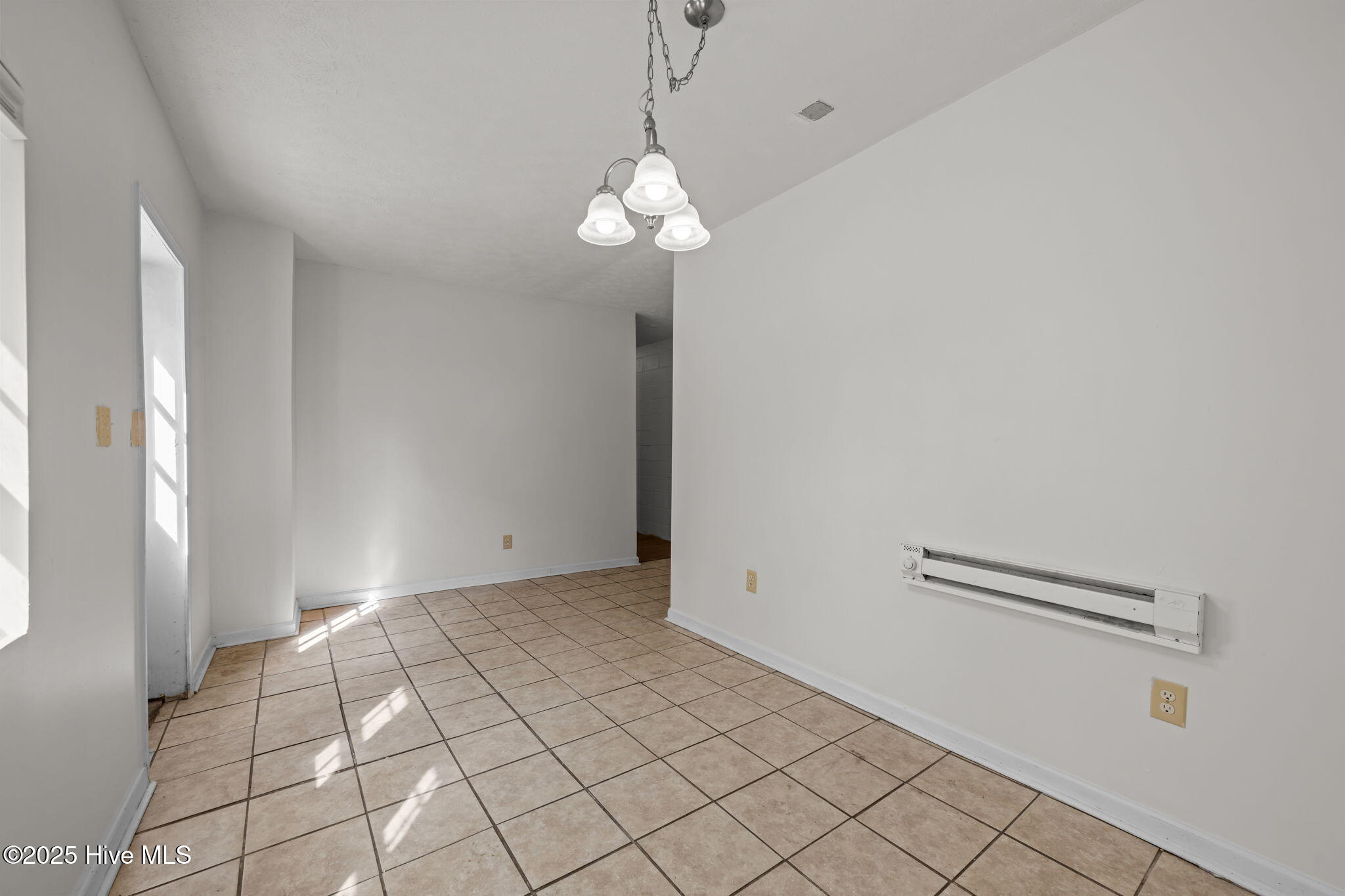 700 2nd Avenue Property Photo 23