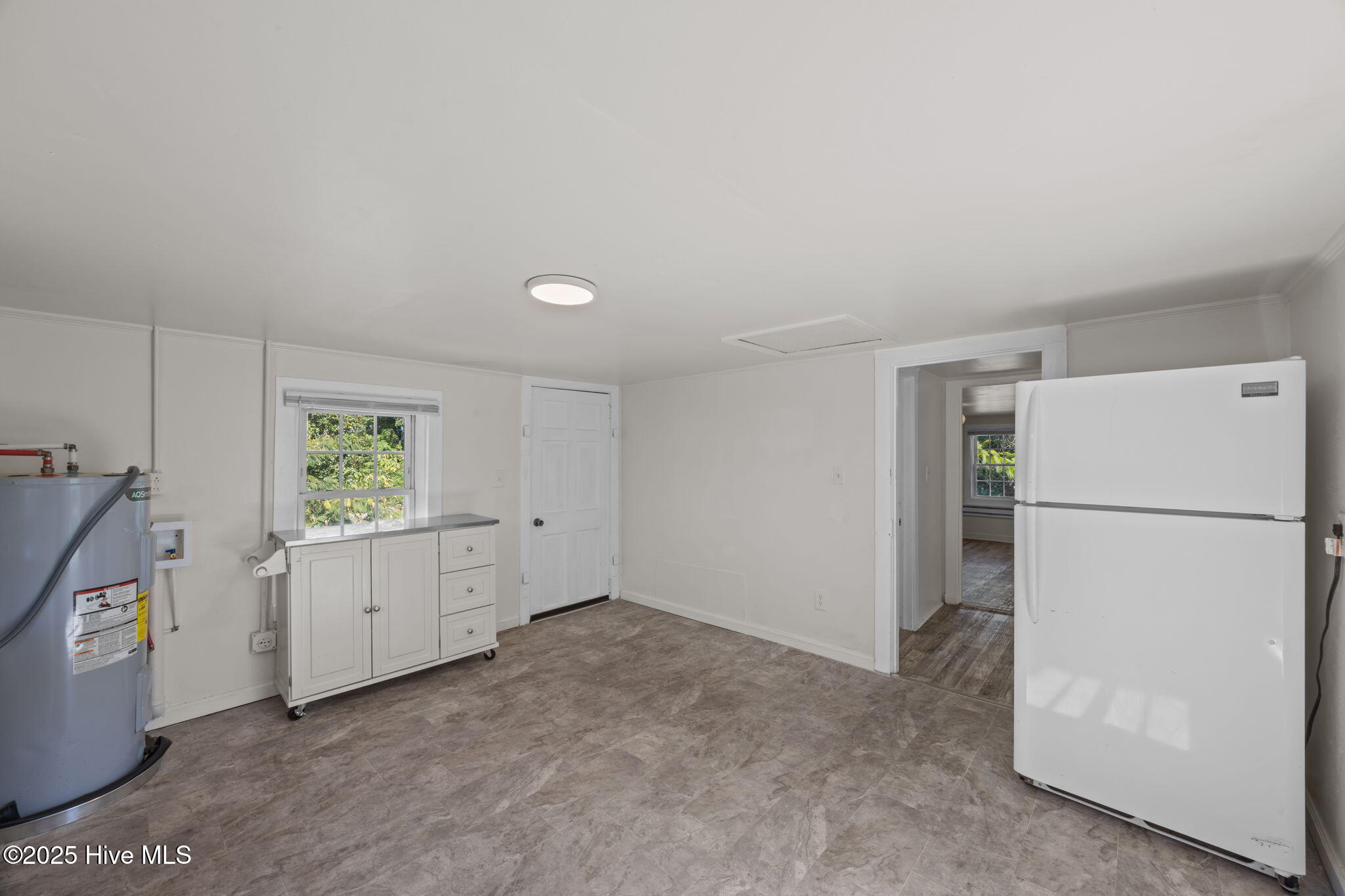 916 Cedar Street Property Photo 8