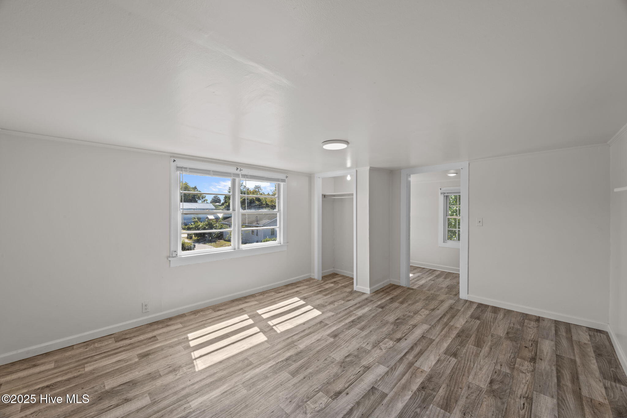 916 Cedar Street Property Photo 14