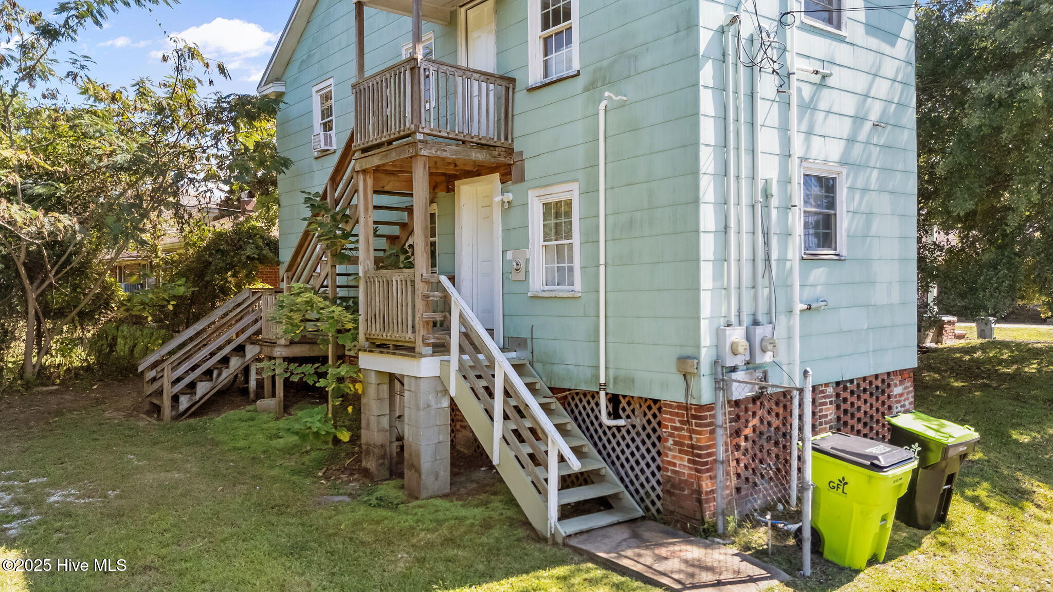 916 Cedar Street Property Photo 21