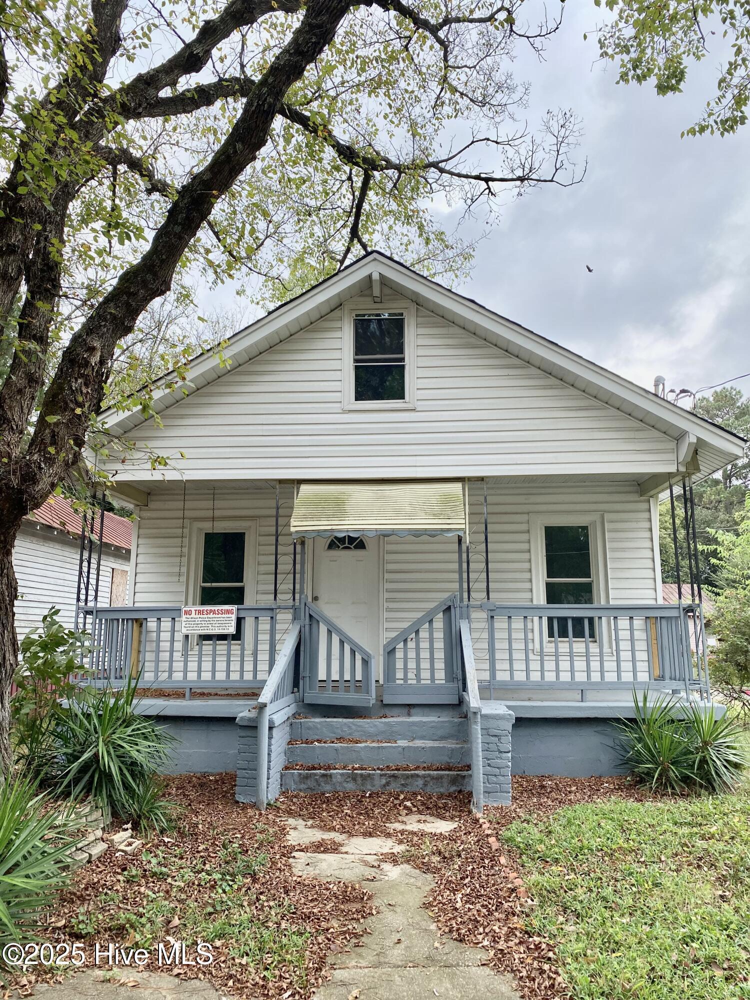 413 Grace Street Property Photo 1