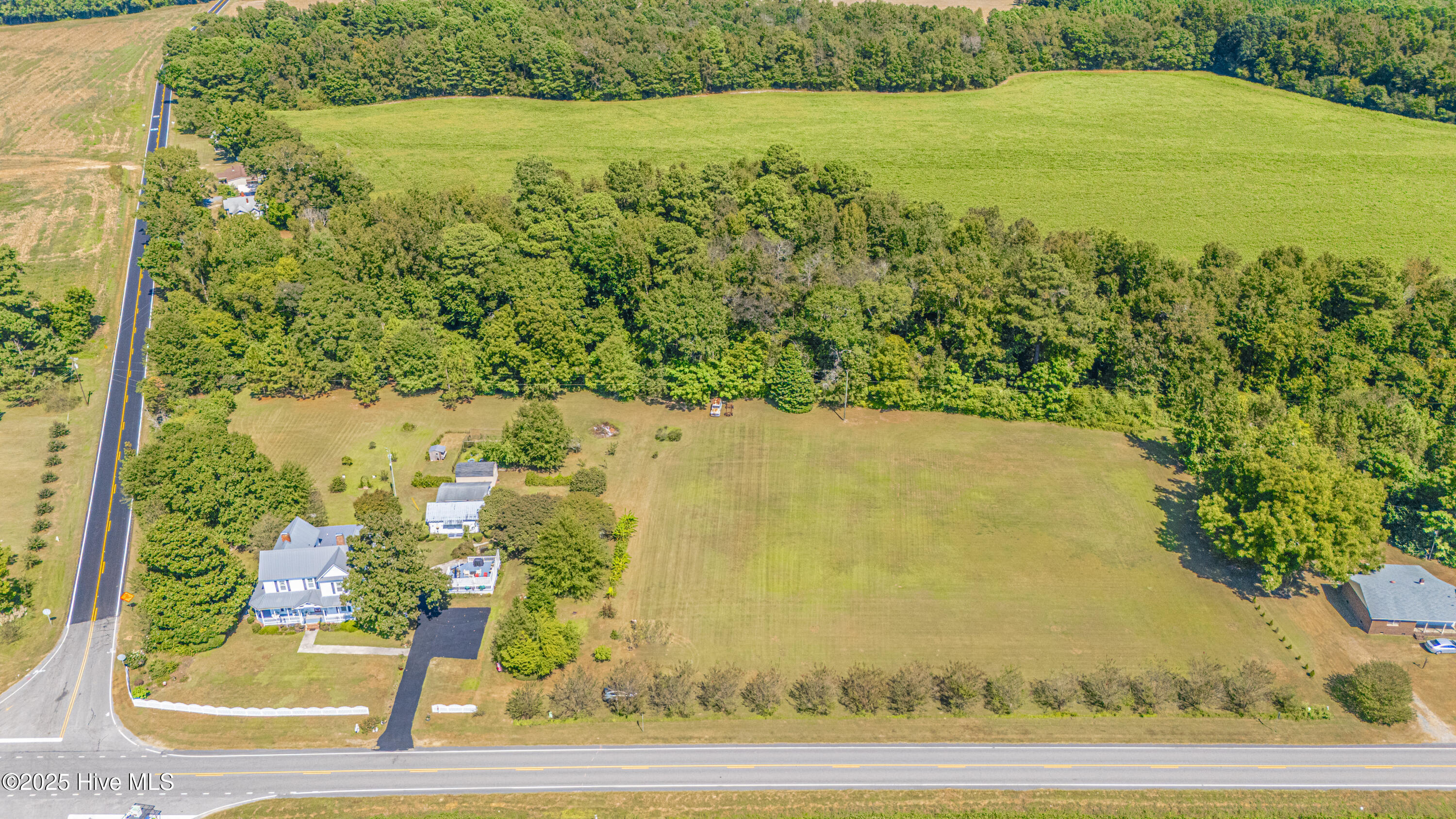 8701 X Way Road Property Photo 10