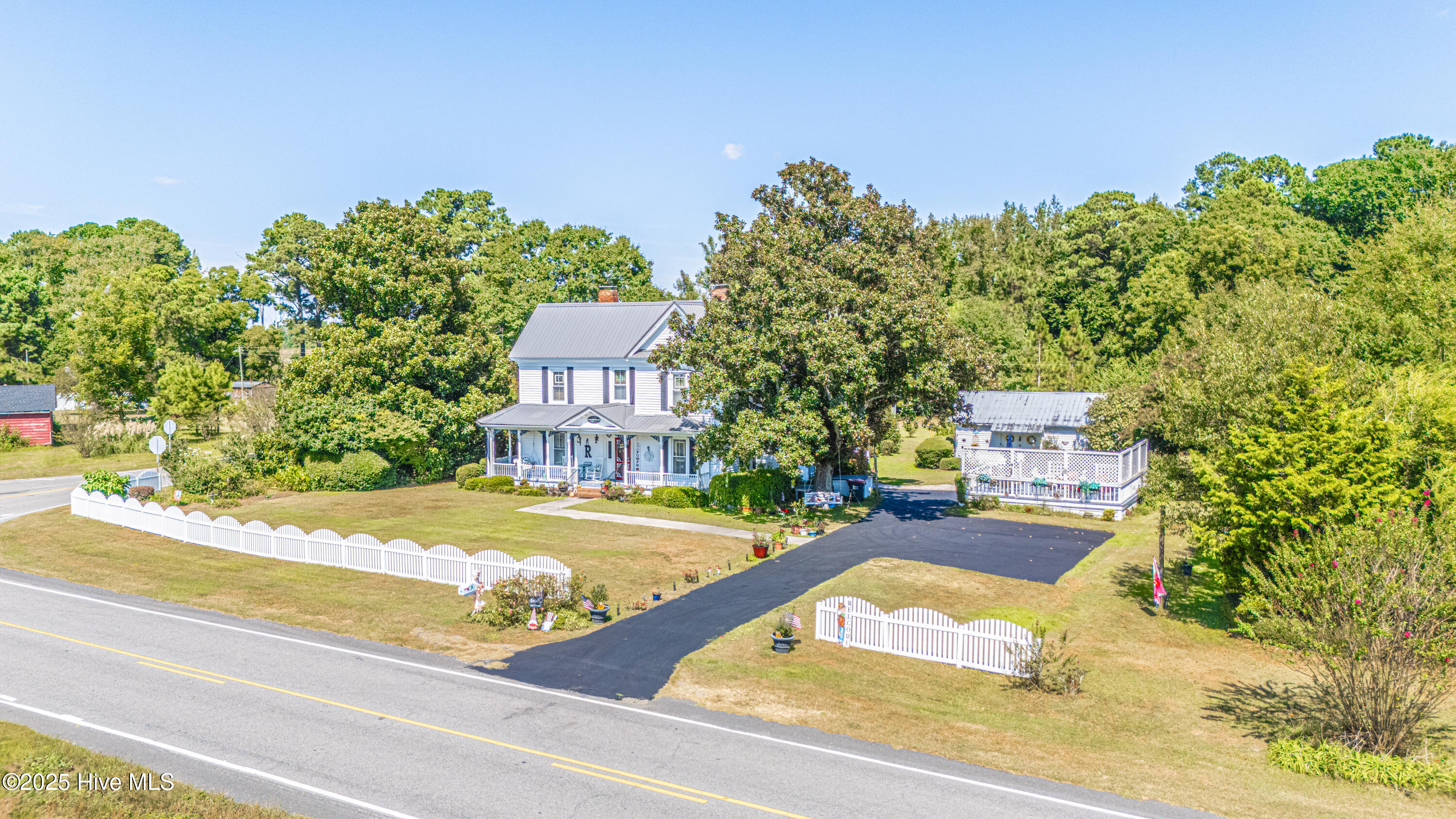 8701 X Way Road Property Photo 11