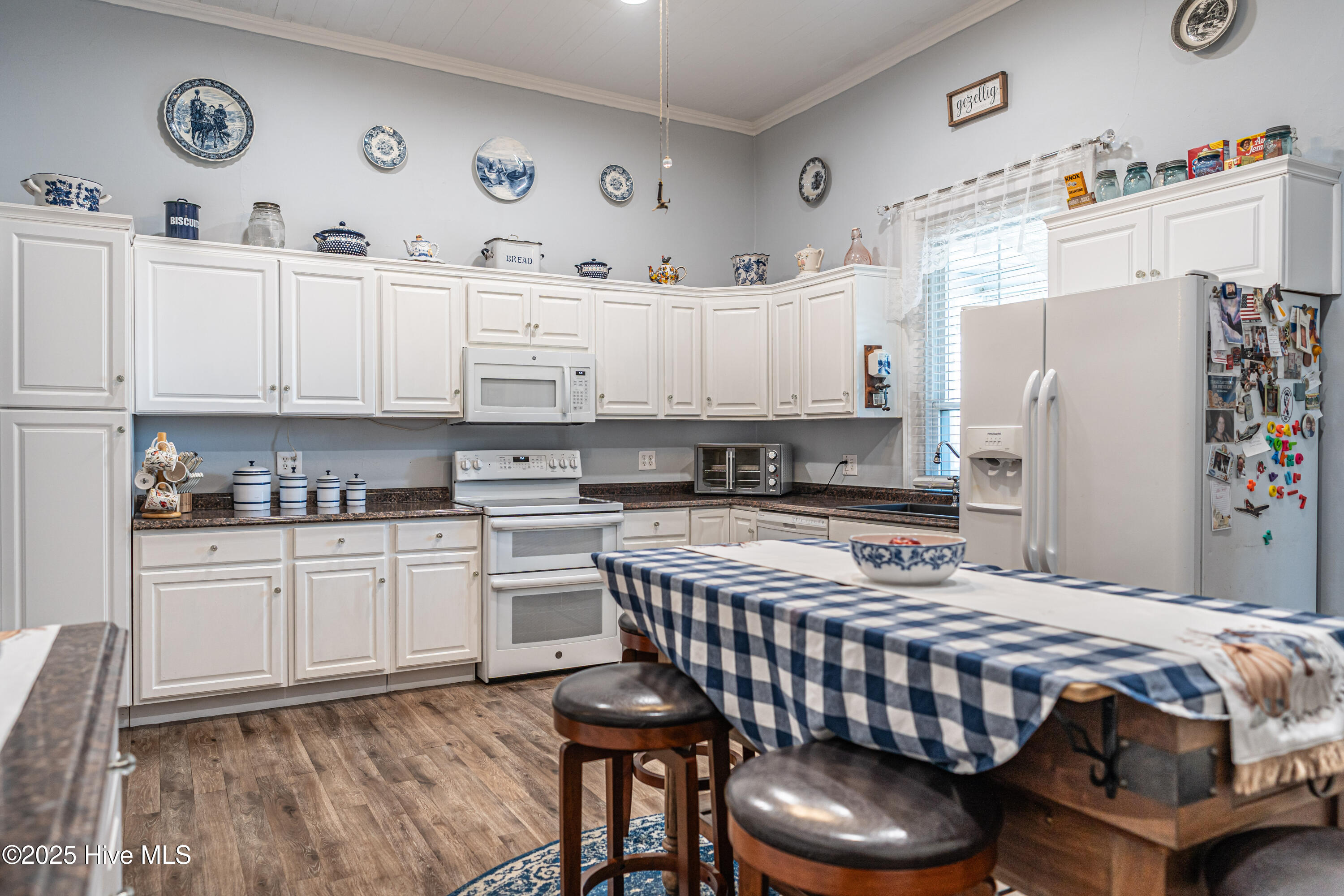 8701 X Way Road Property Photo 16