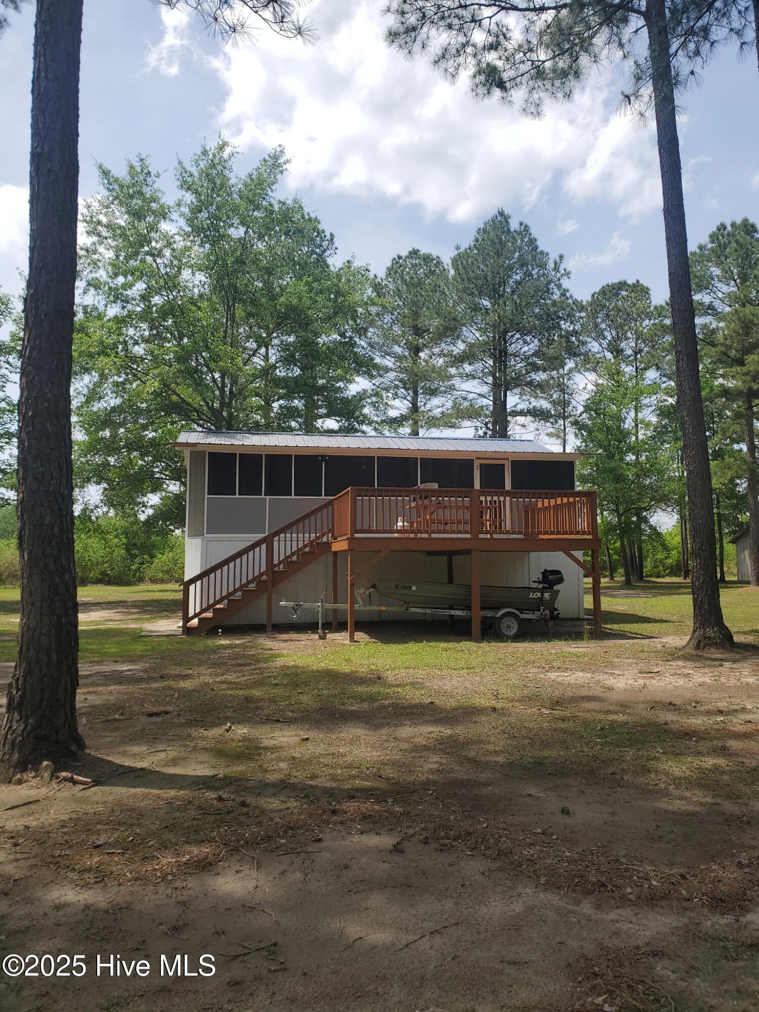 708 Albert Beatty Lane Property Photo 1
