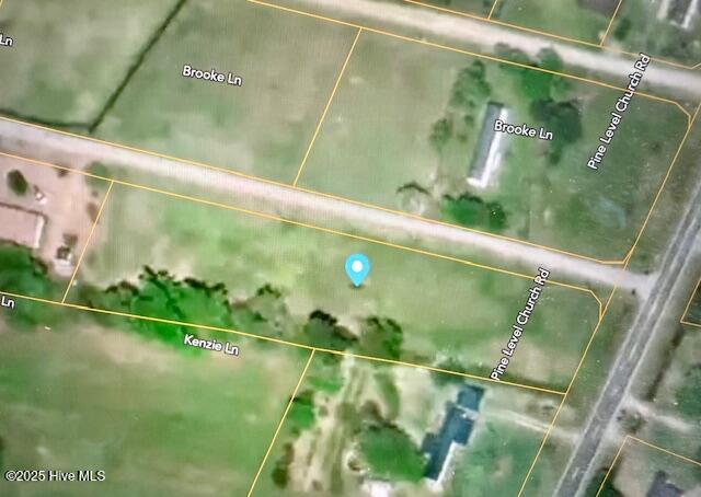 47 Kenzie Lane Property Photo 1