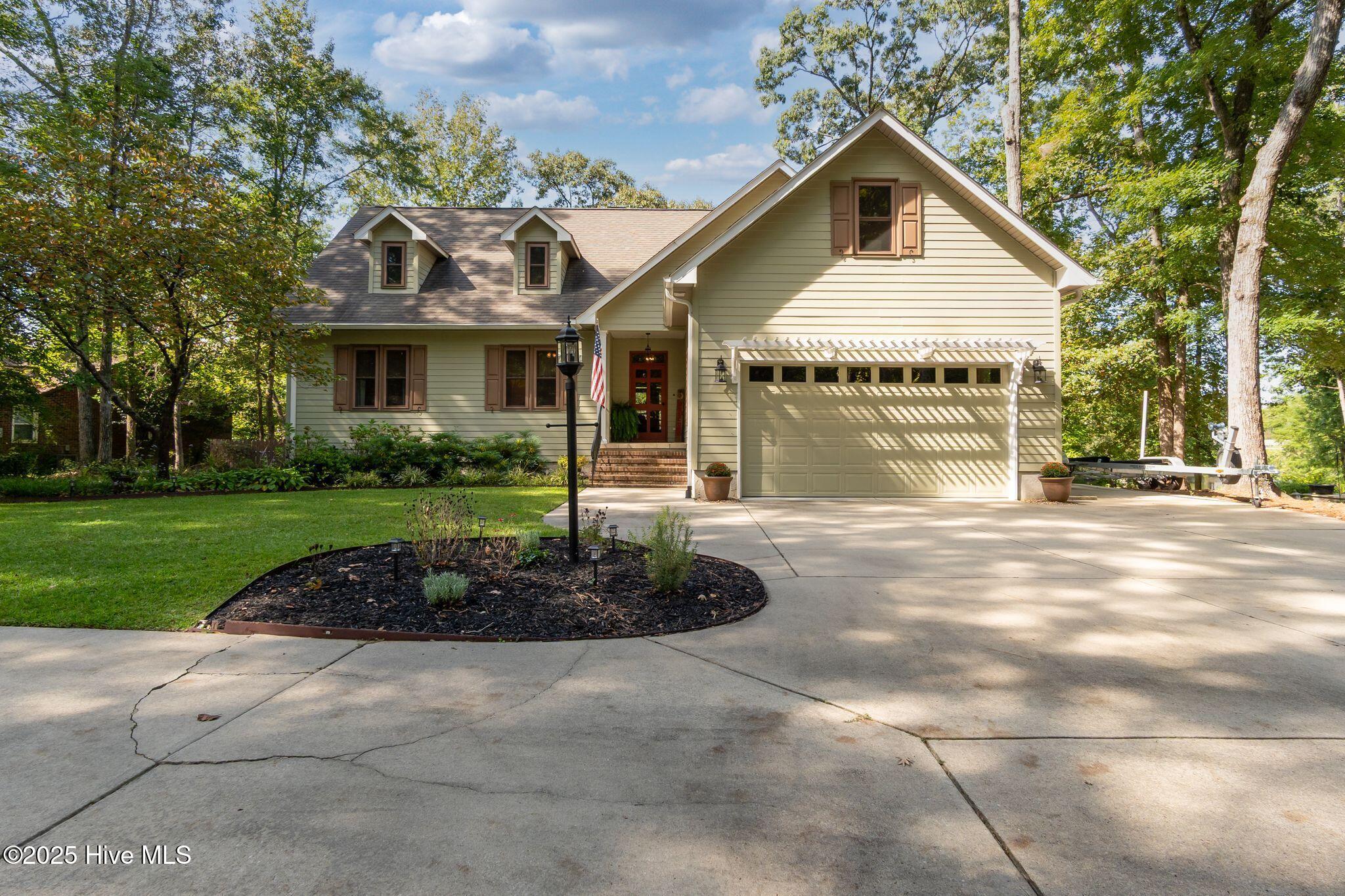 138 Hughes Plantation Road Property Photo 1