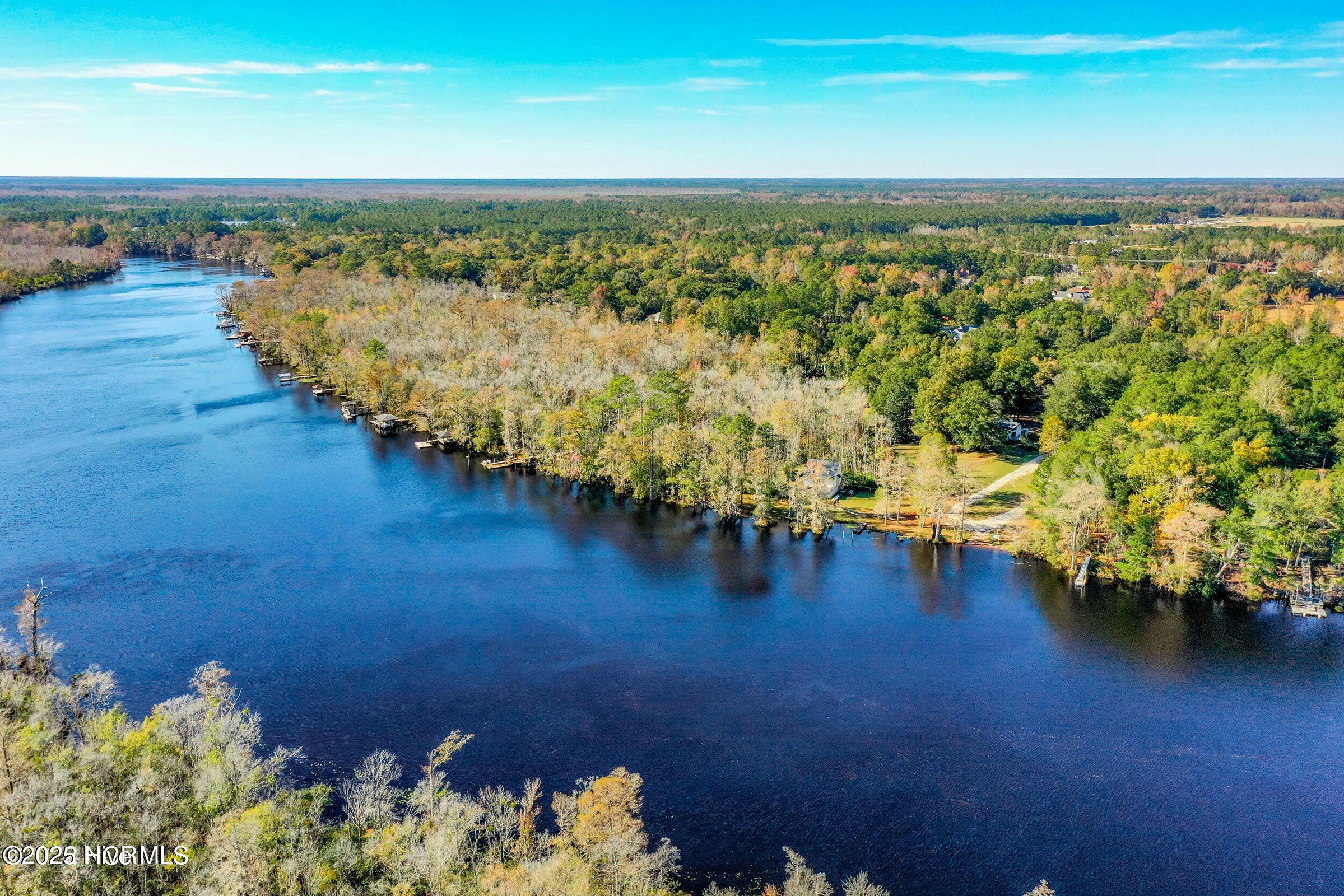 44 Merganser Loop Property Photo 4