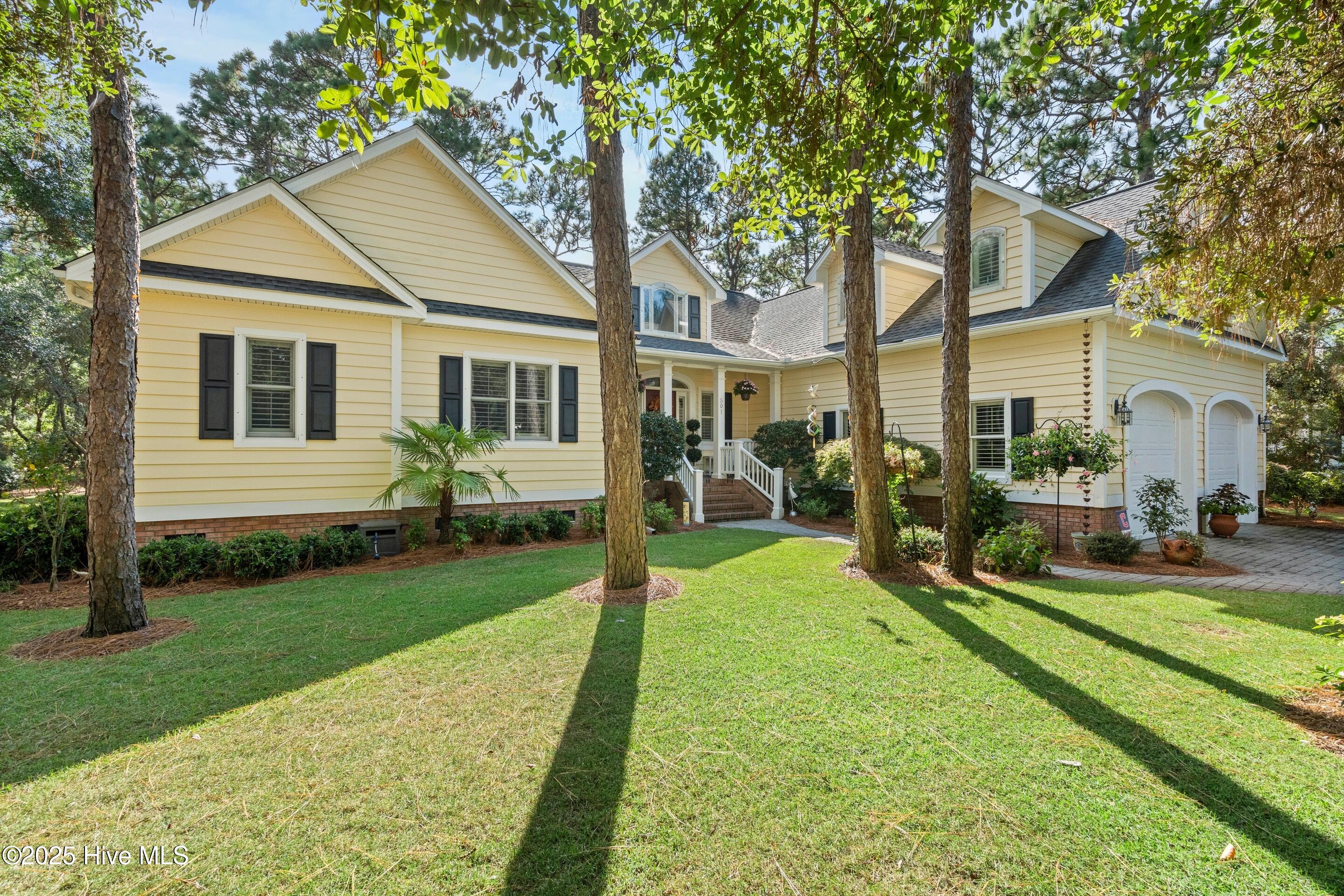 501 Periwinkle Way Property Photo 1