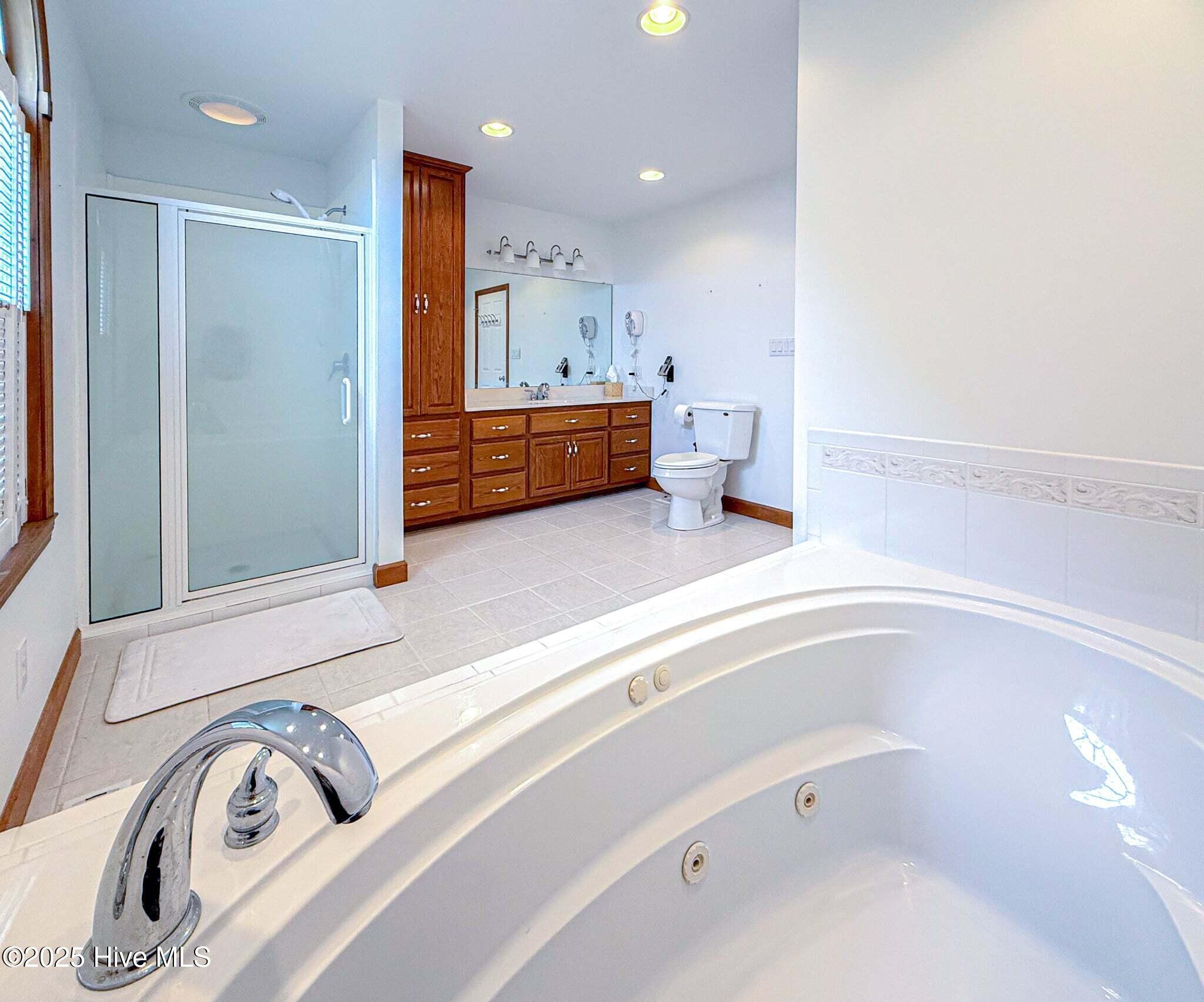 707 Gliden Road Property Photo 22