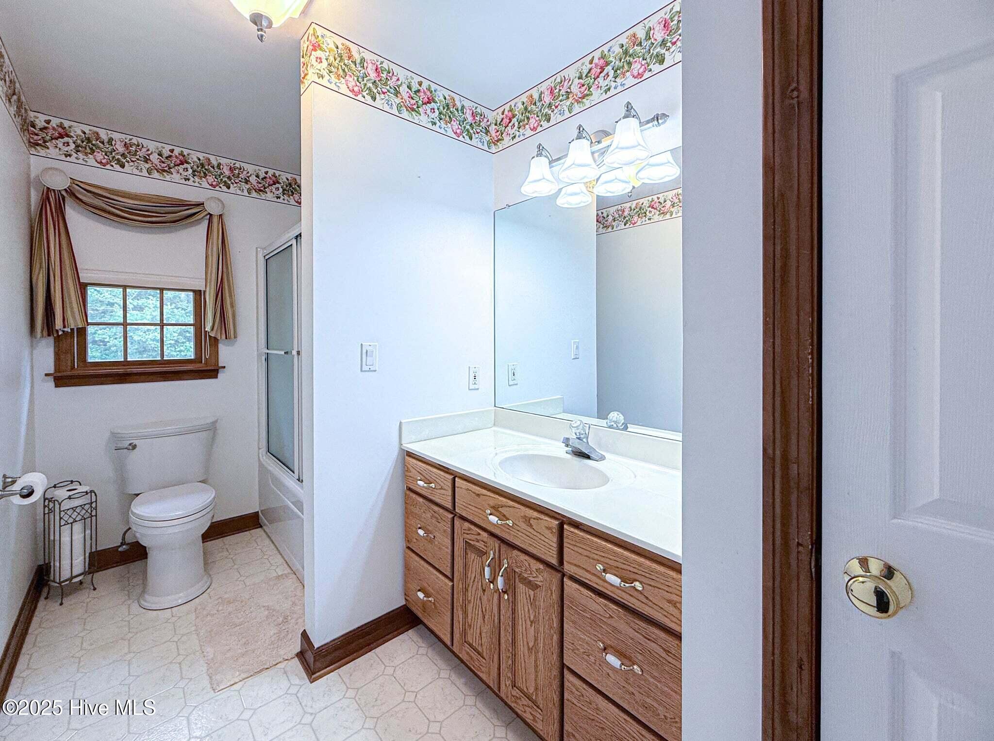 707 Gliden Road Property Photo 26