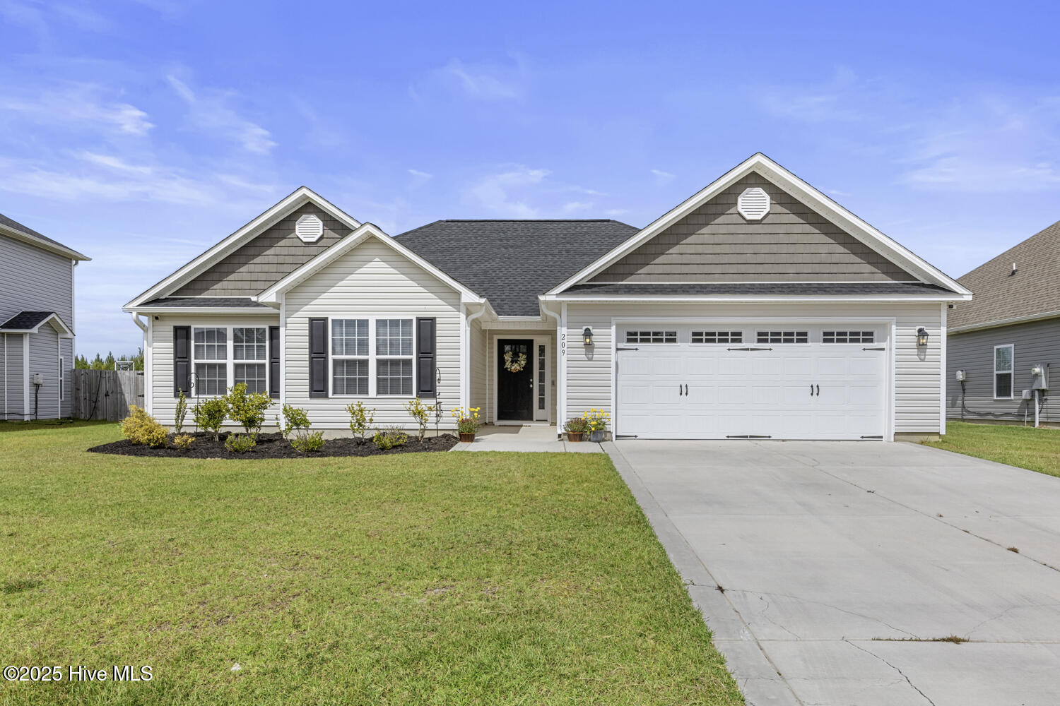 209 Moonstone Court Property Photo 1
