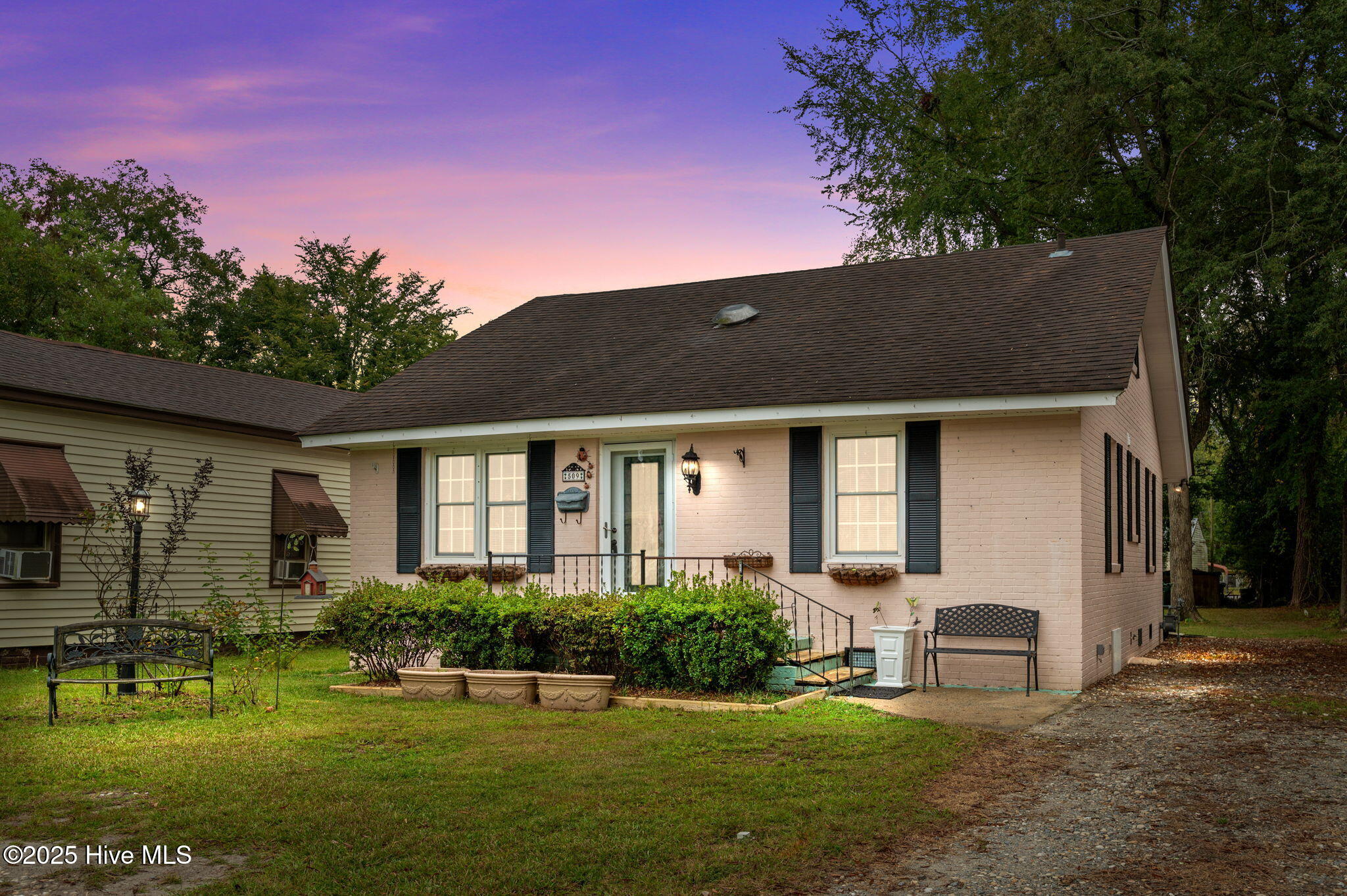 509 W Walnut Street Property Photo 1