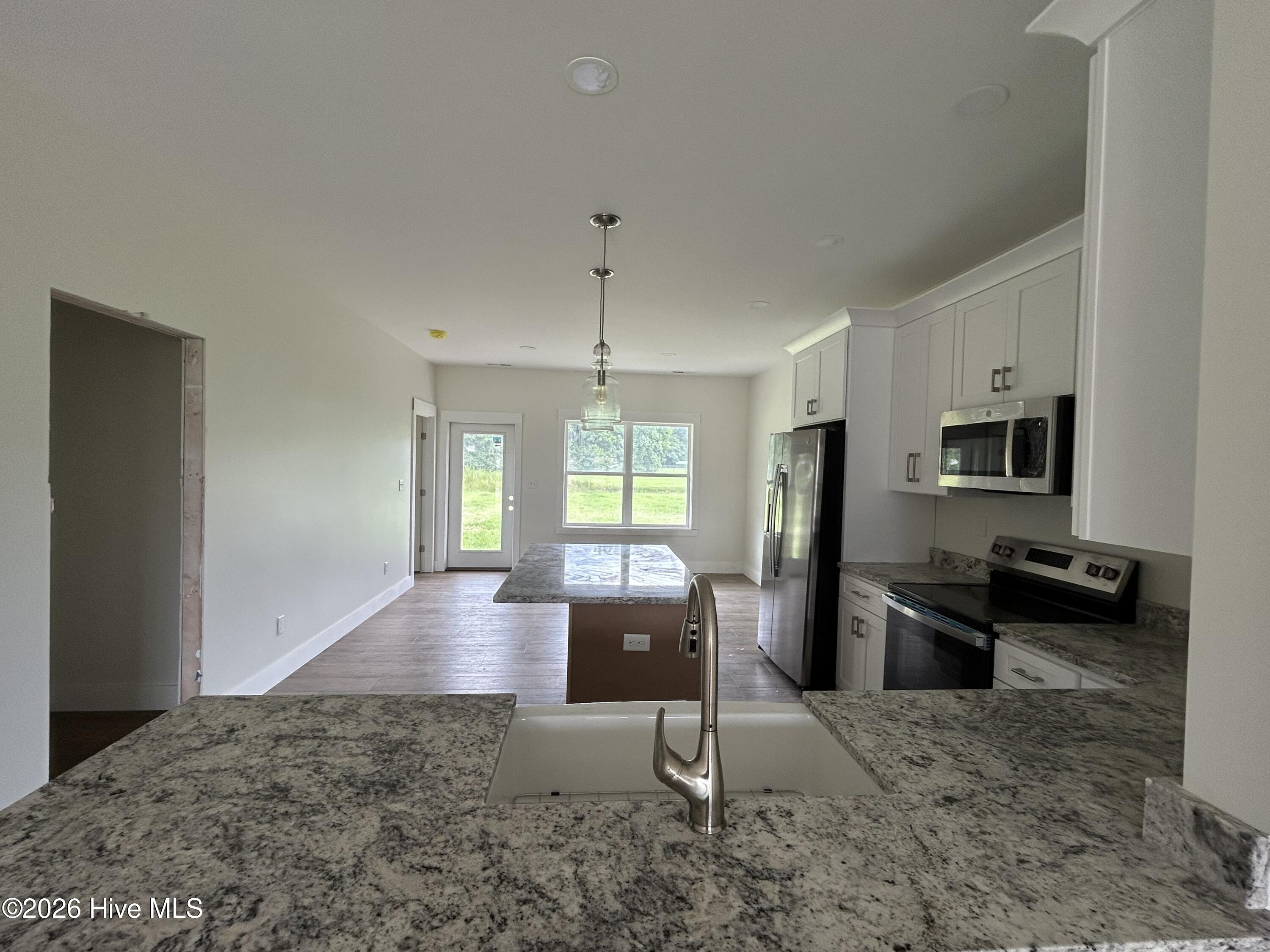 126 Hampton Place Property Photo 5