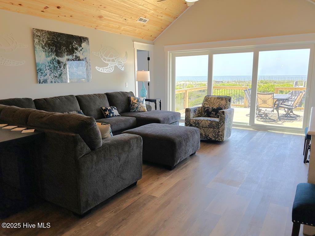 323 Caswell Beach Road Property Photo 14