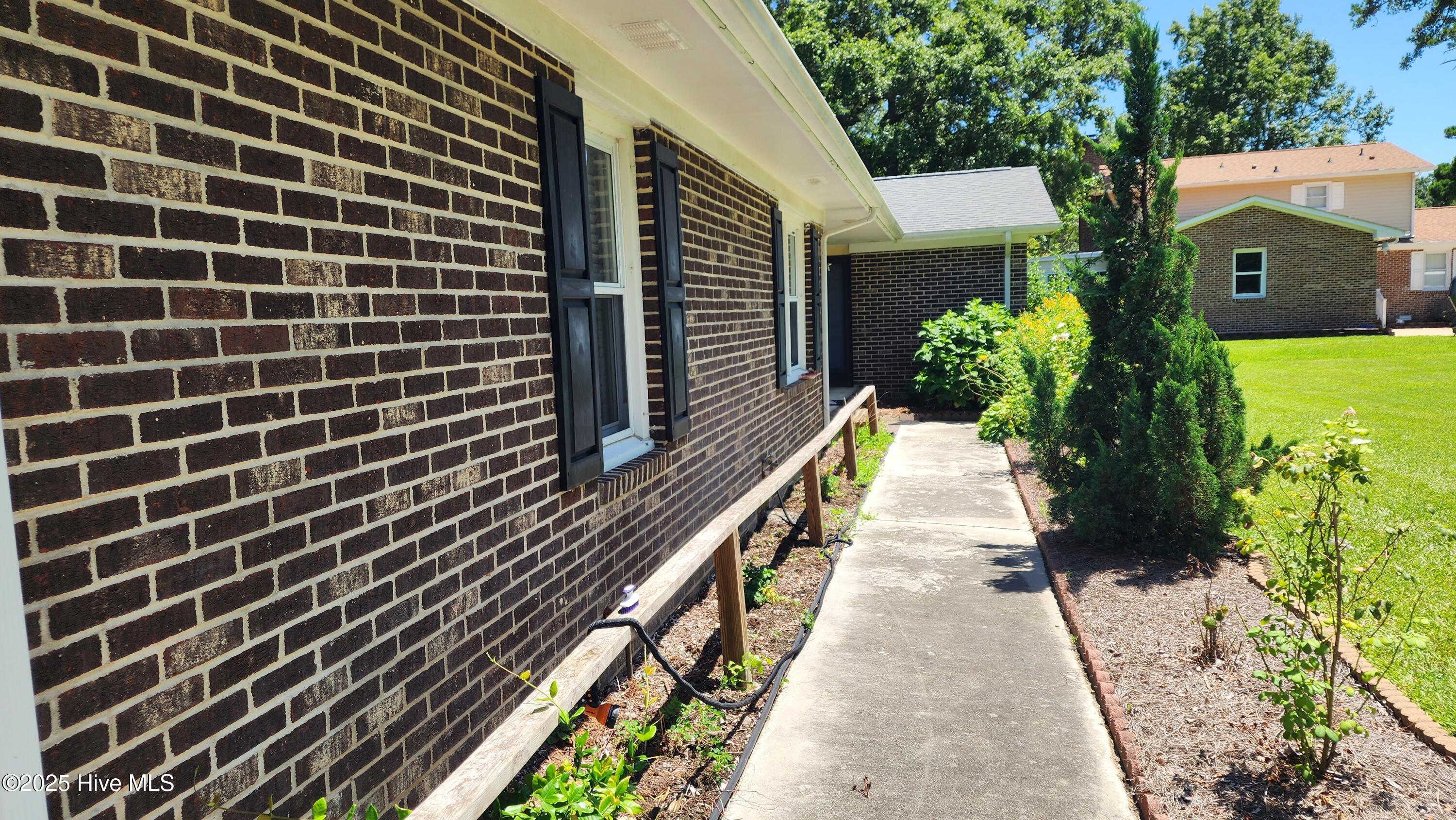 706 Hedrick Boulevard Property Photo 24