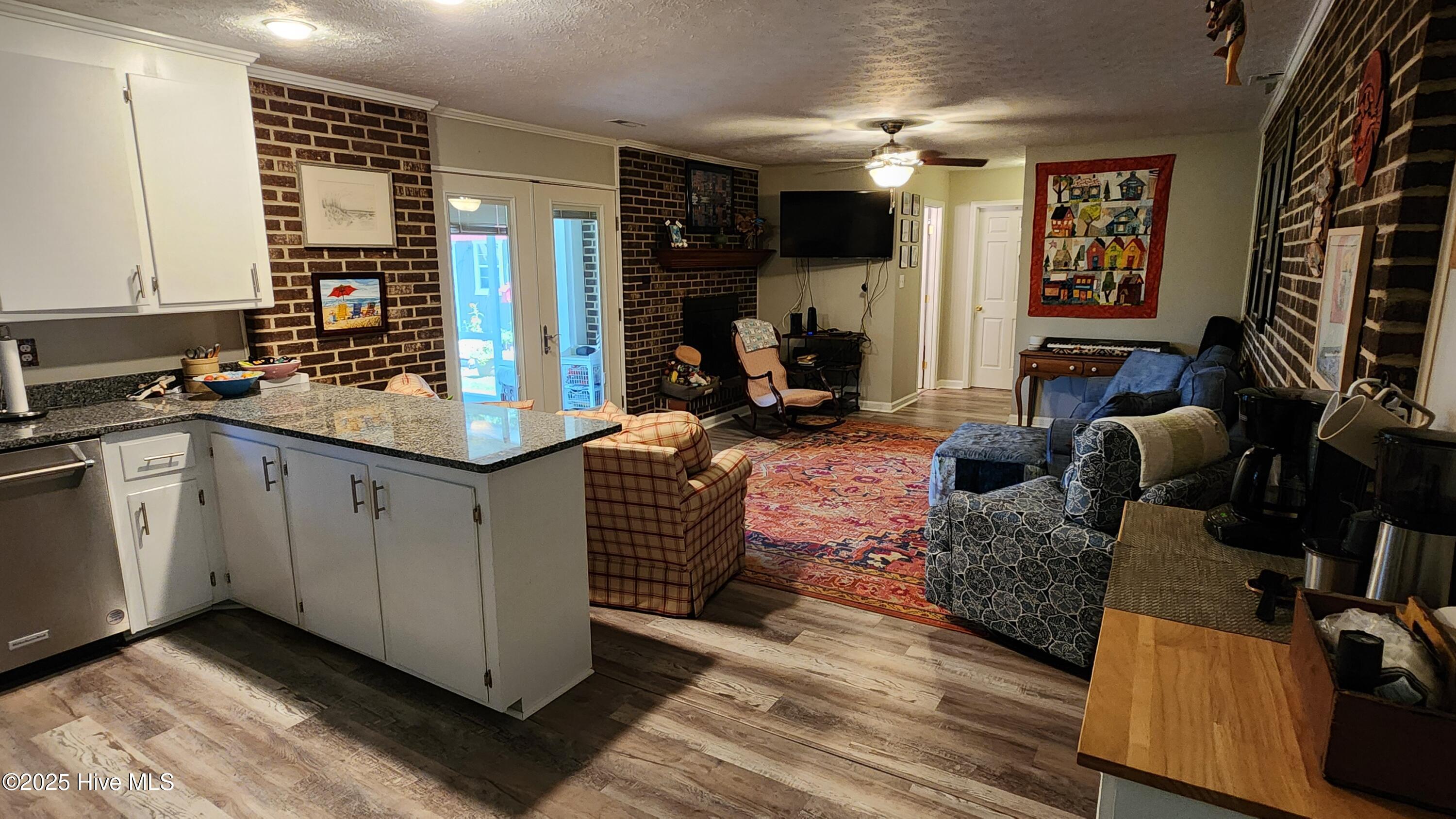706 Hedrick Boulevard Property Photo 35
