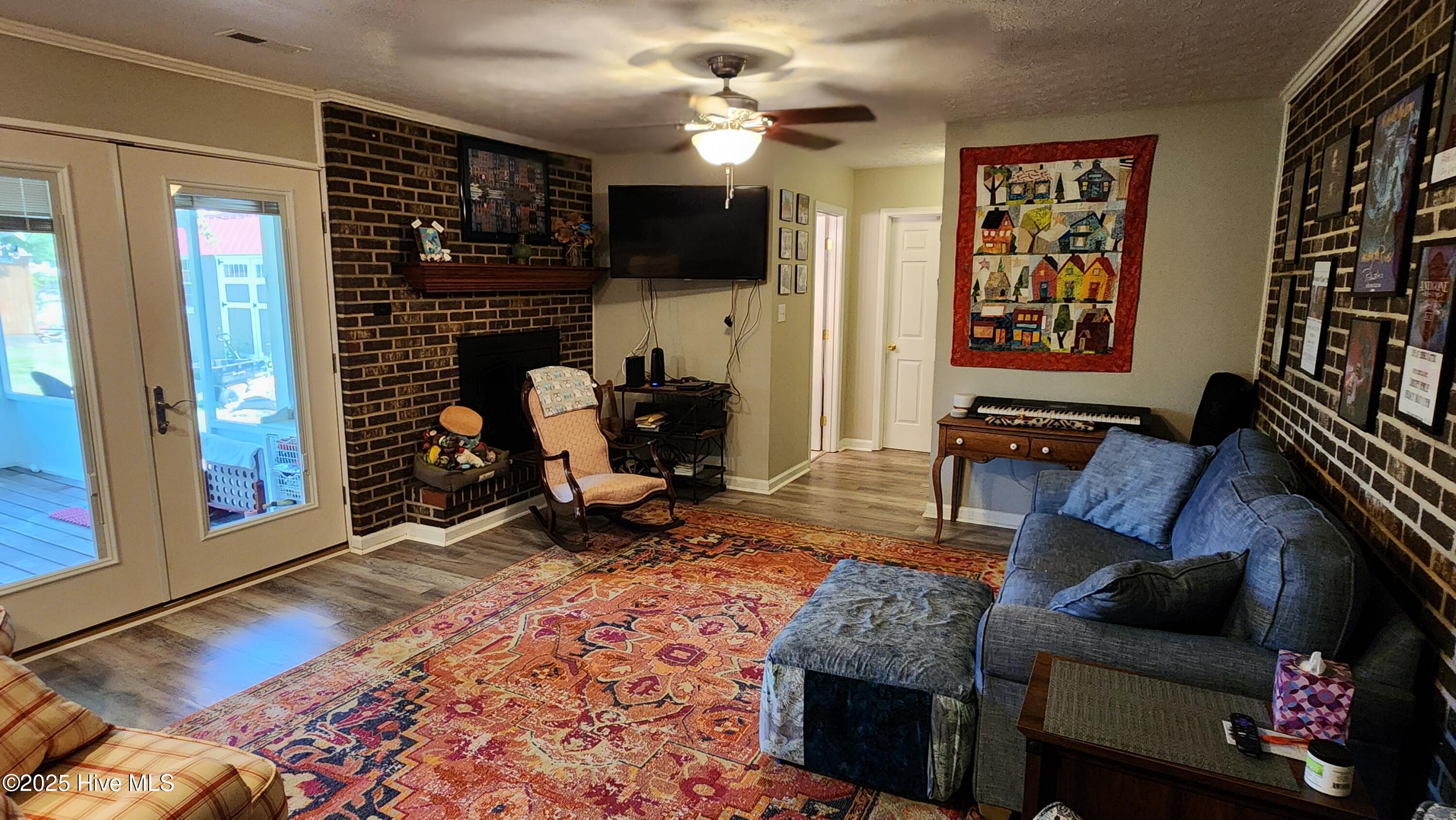 706 Hedrick Boulevard Property Photo 37