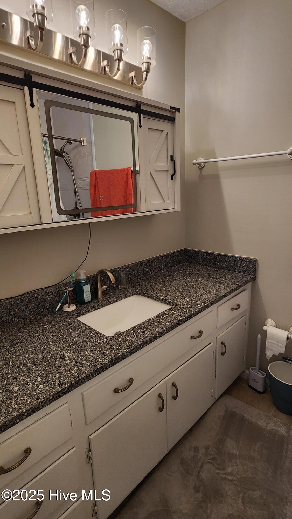 706 Hedrick Boulevard Property Photo 42