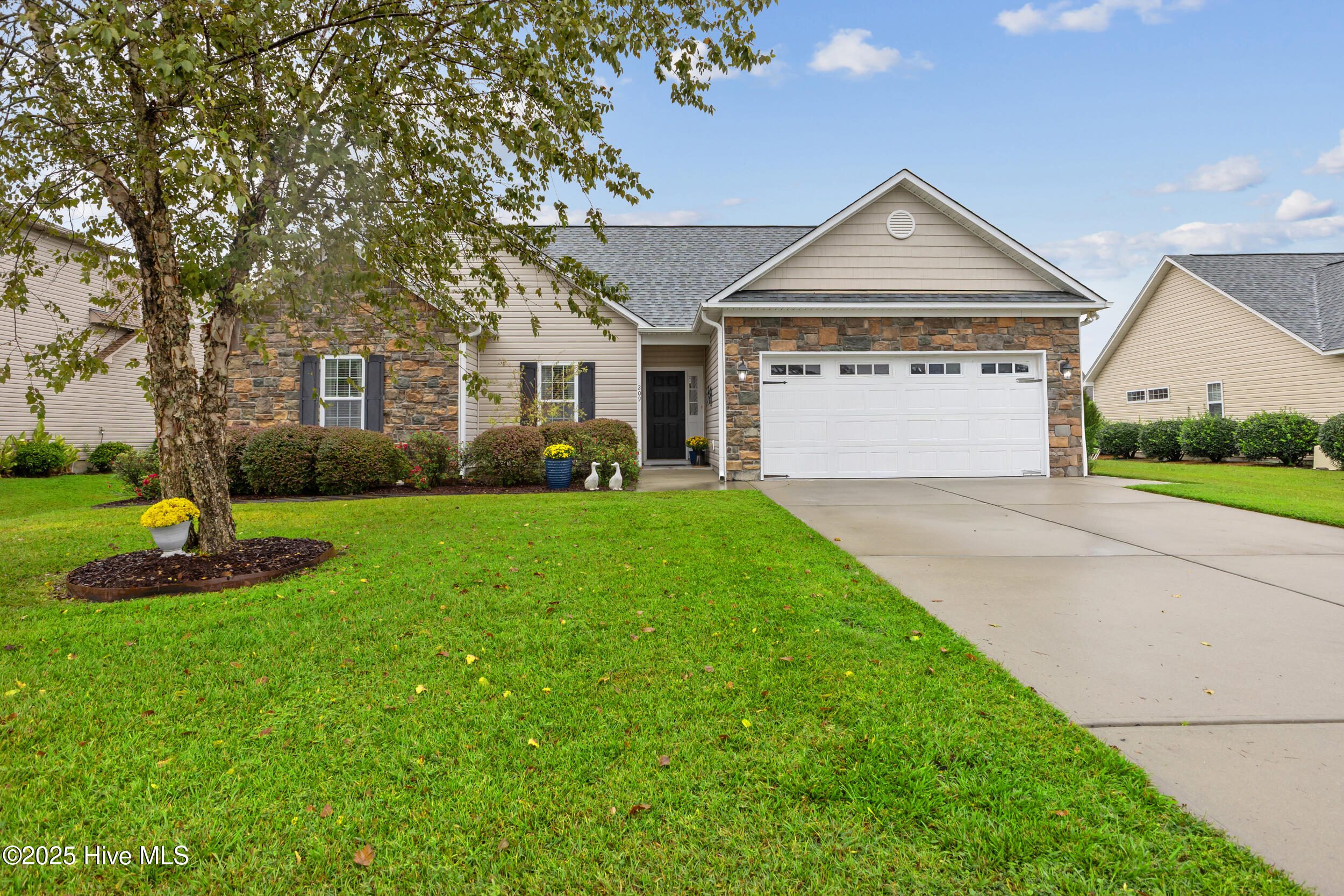 209 Conifer Drive Property Photo 1