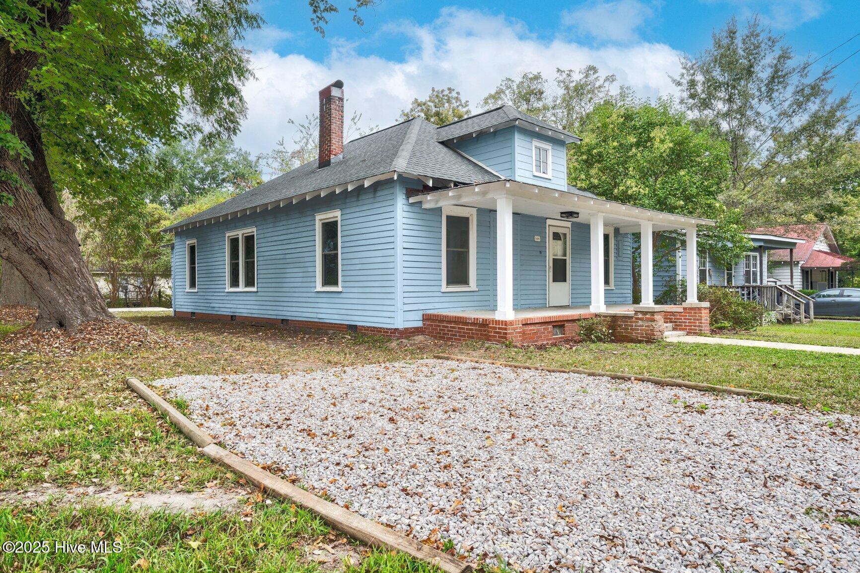 1400 Dogwood Avenue Property Photo 1