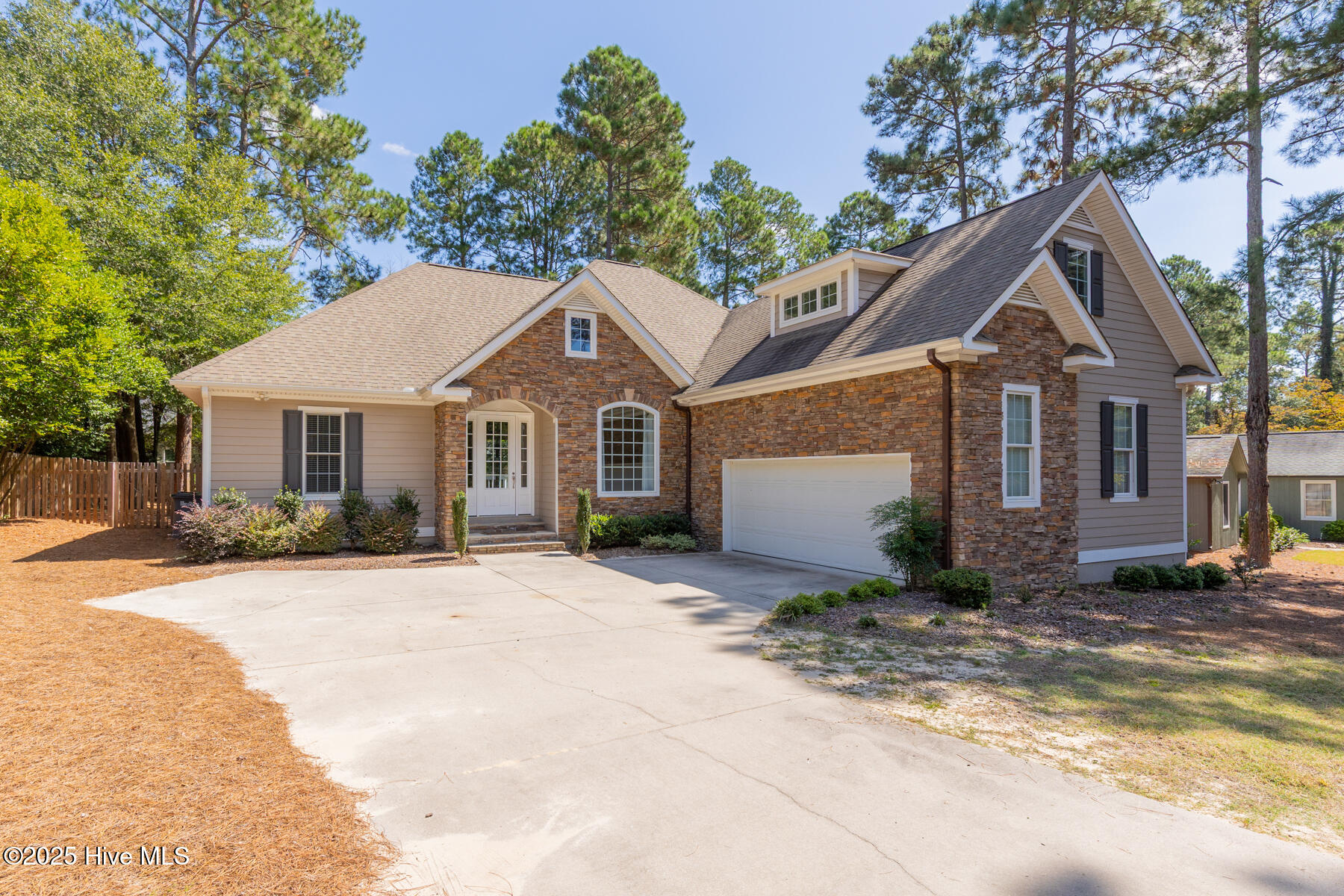 130 Tamarisk Lane Property Photo 1