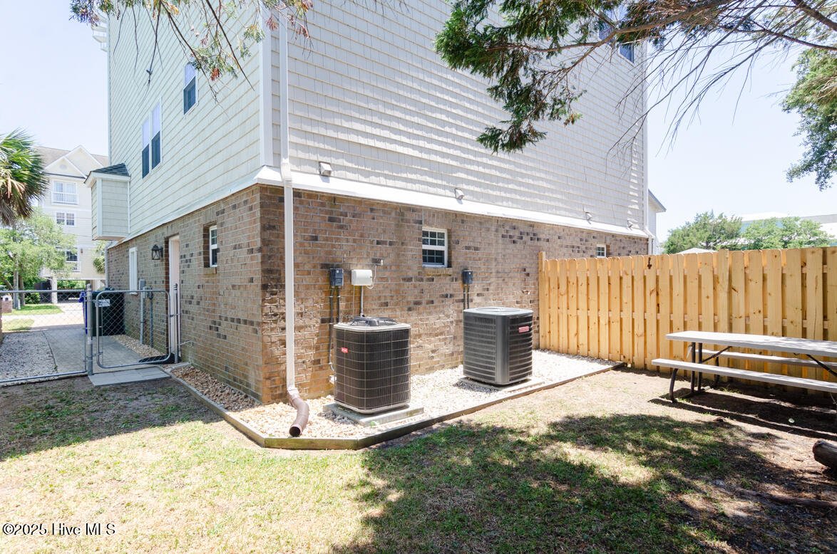 1514 Swordfish Lane B2 Property Photo 2
