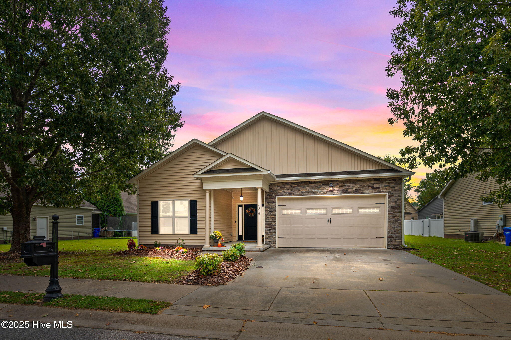 4316 Davencroft Village Drive Property Photo 1