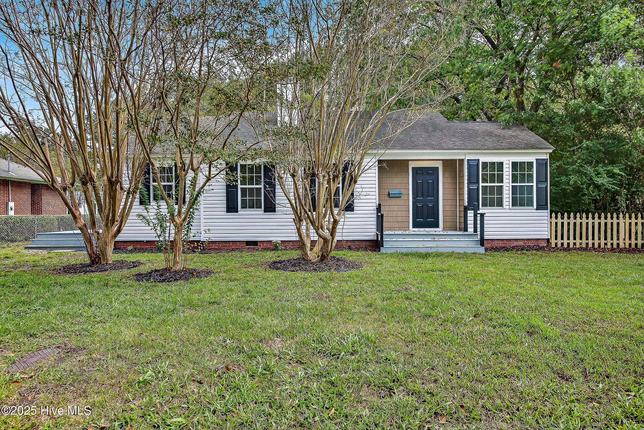 122 E Bayshore Boulevard Property Photo 1