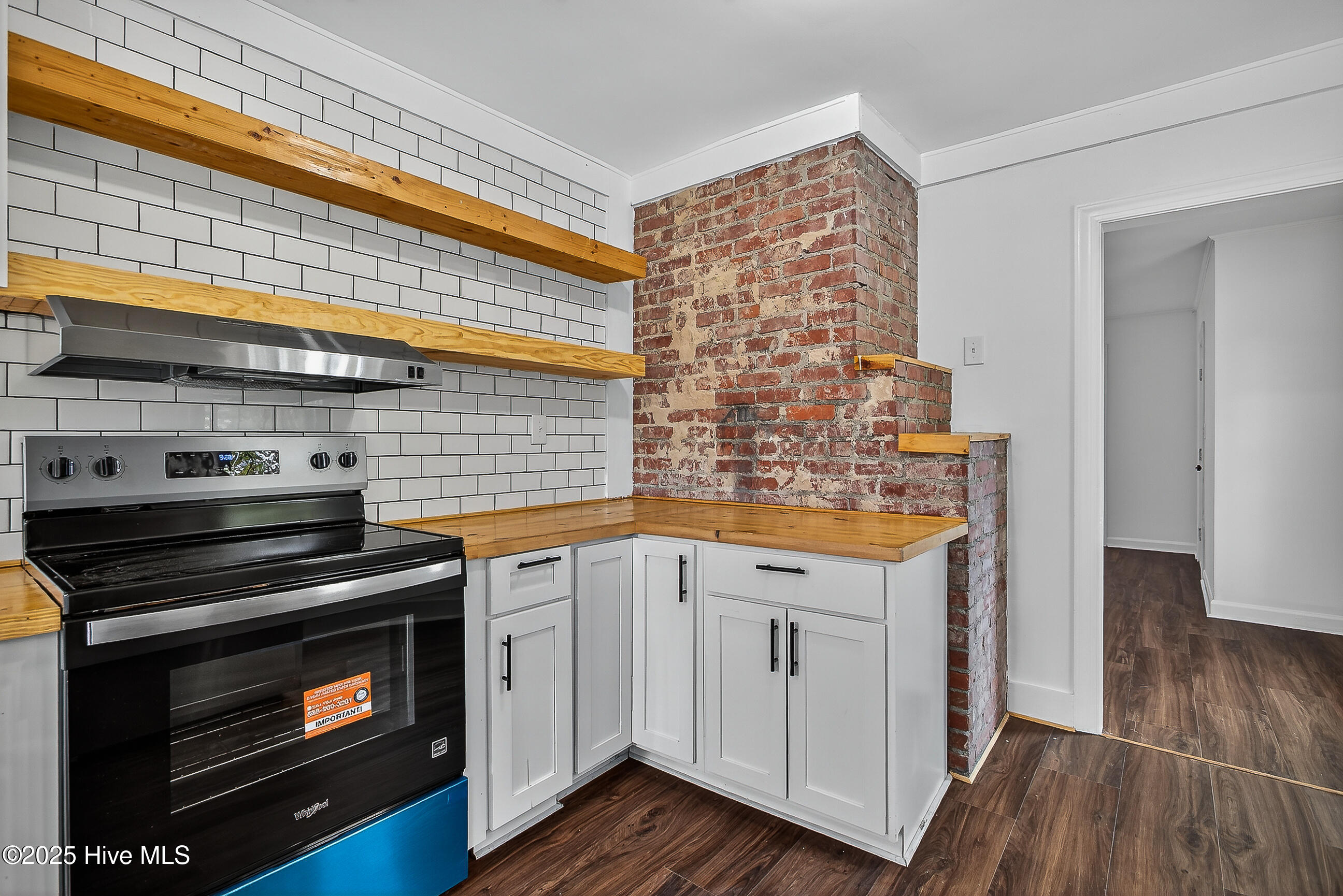 122 E Bayshore Boulevard Property Photo 10