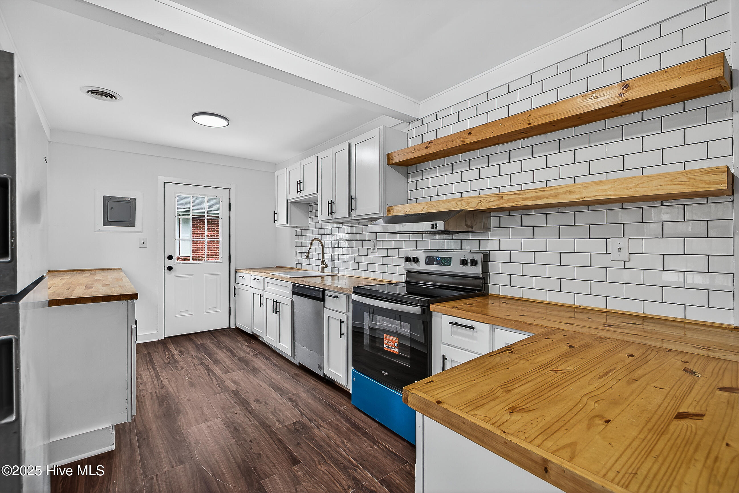 122 E Bayshore Boulevard Property Photo 11