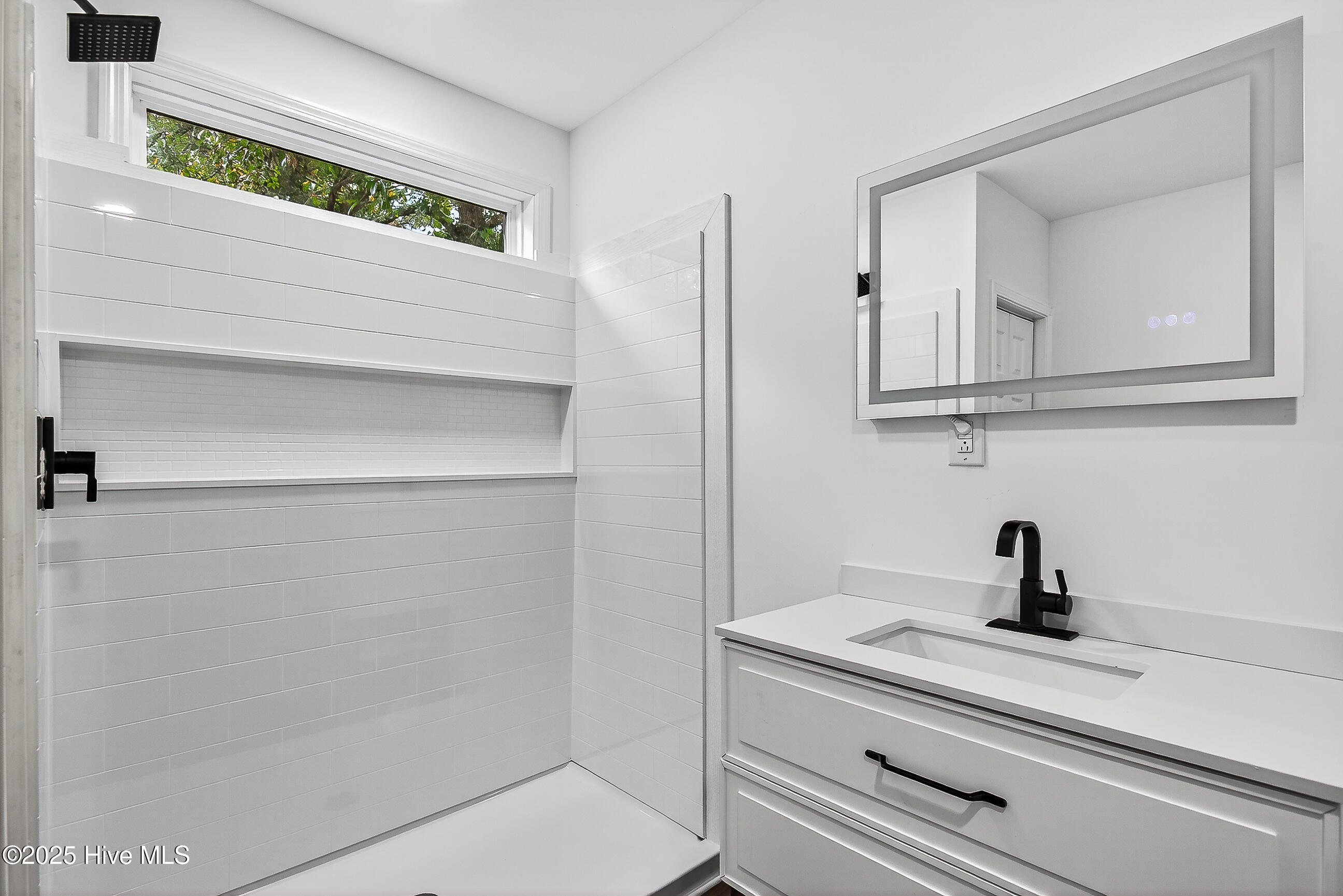 122 E Bayshore Boulevard Property Photo 16