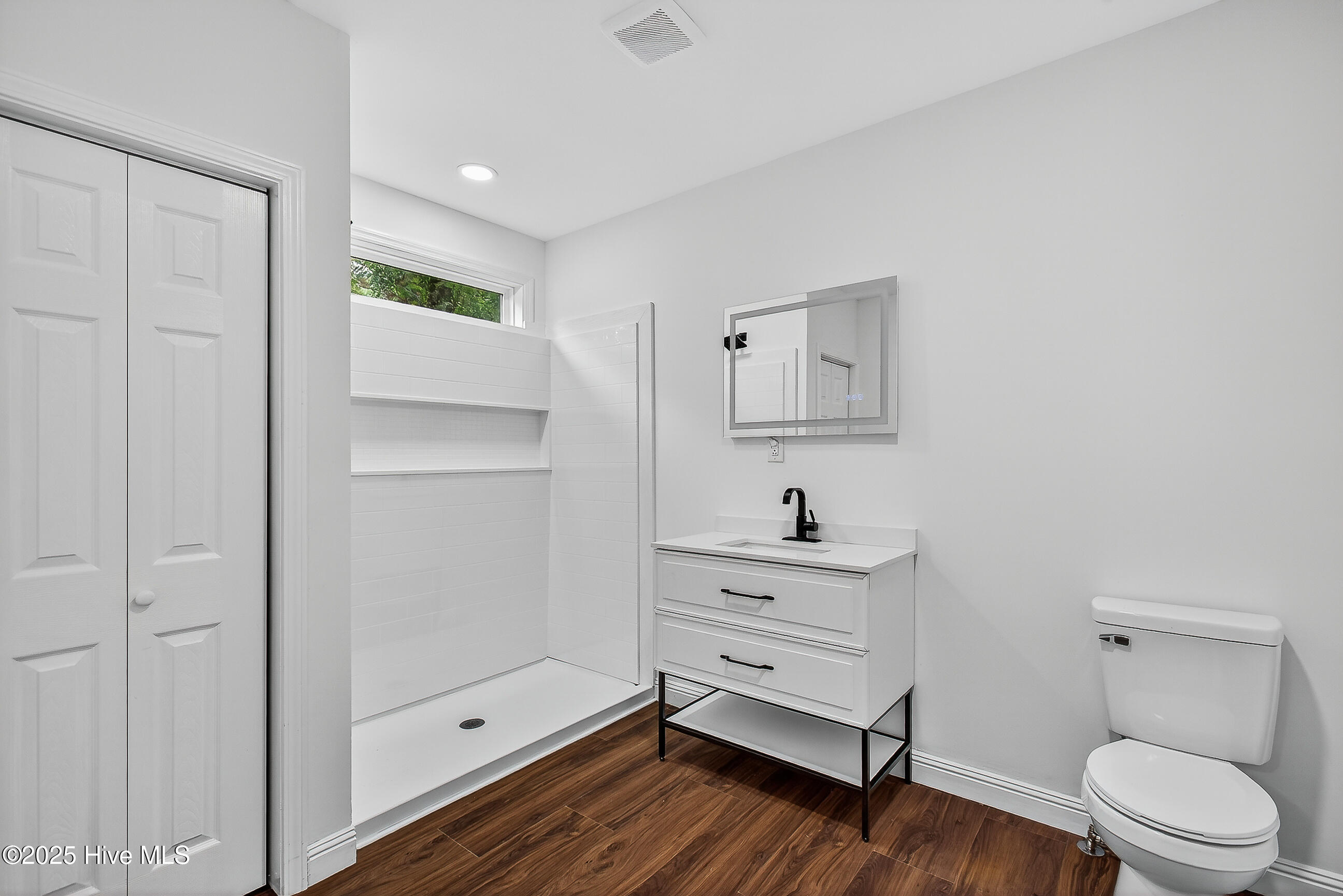 122 E Bayshore Boulevard Property Photo 17