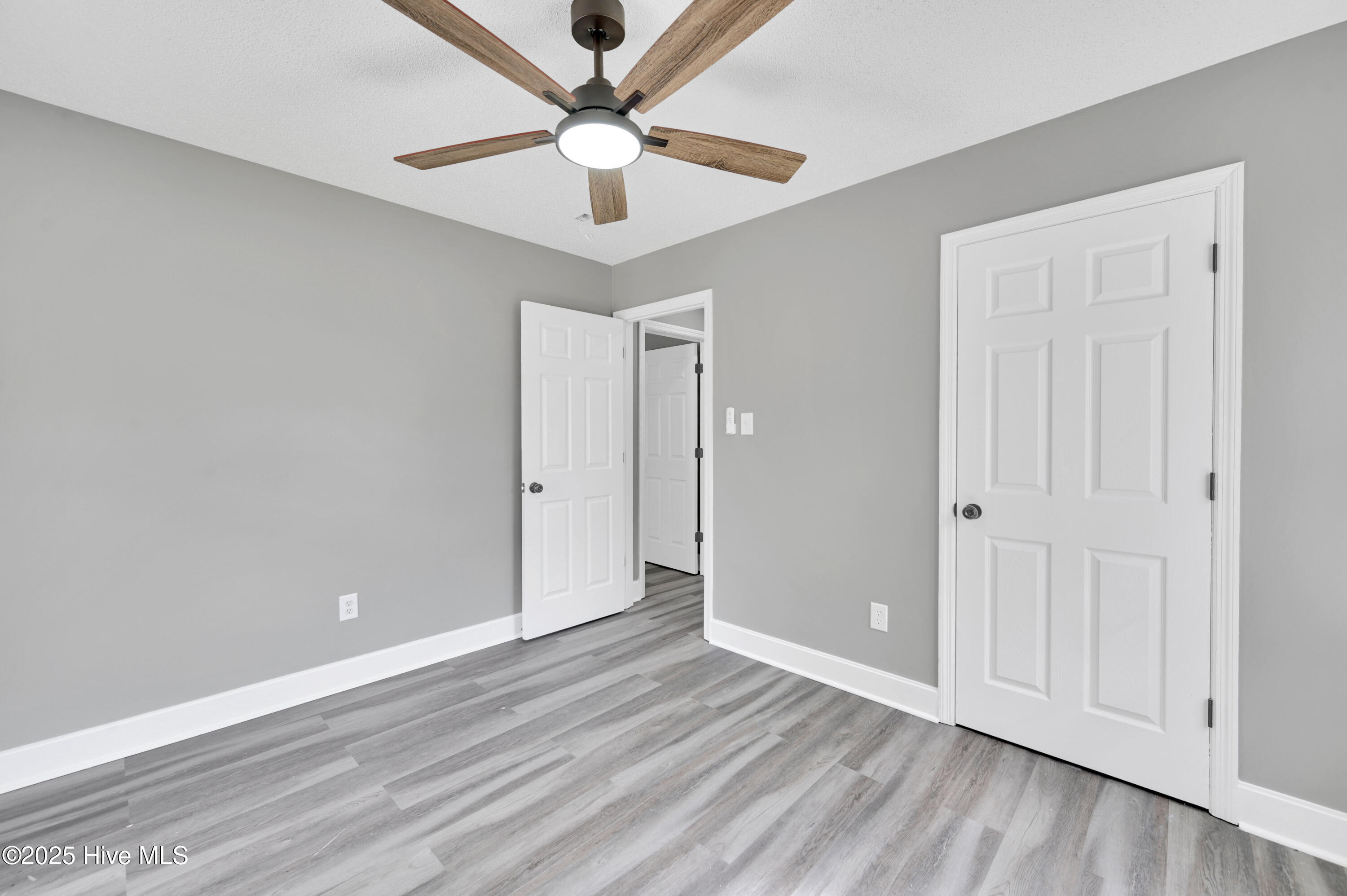 809 E First Street Property Photo 33