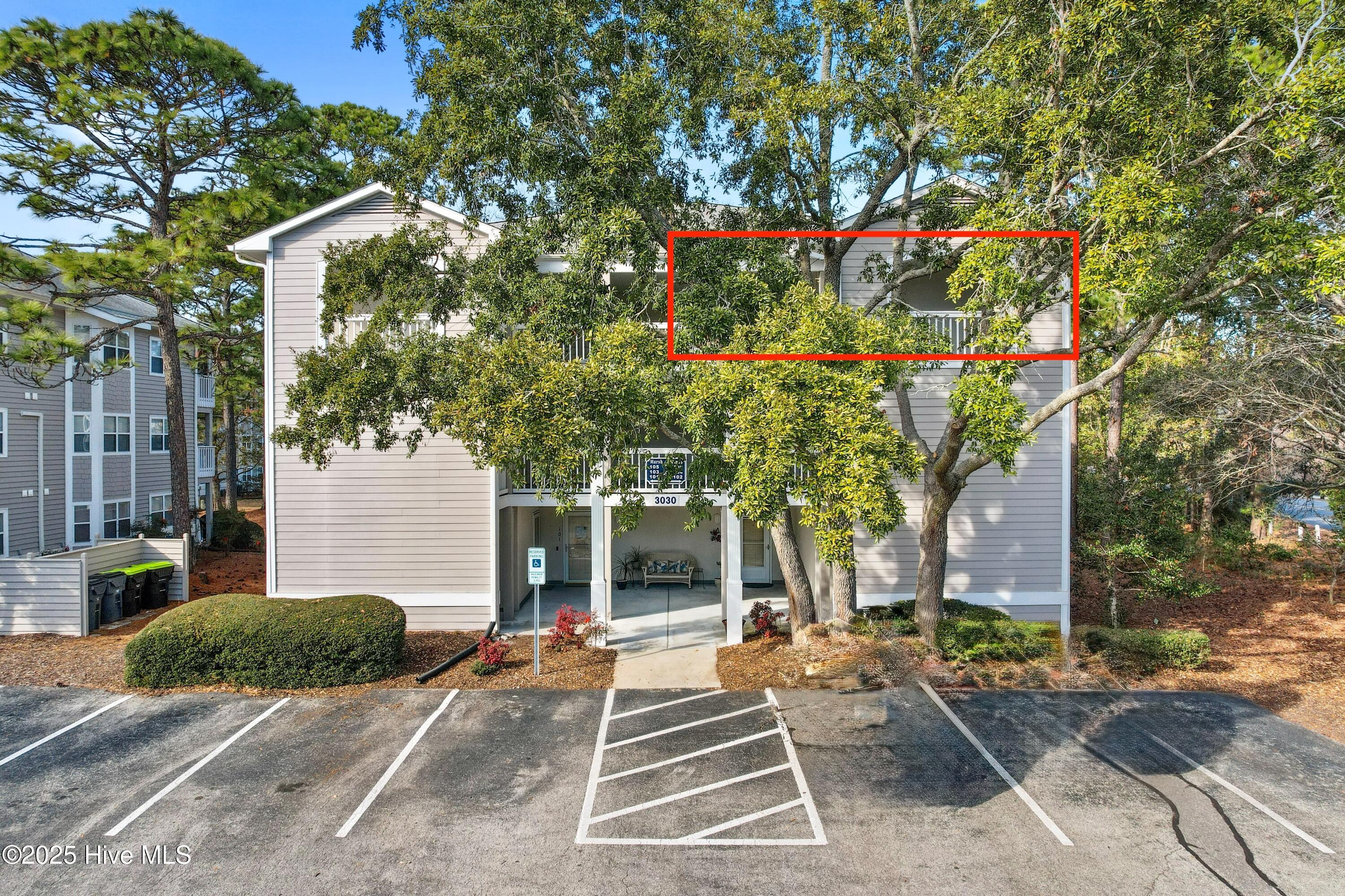 3030 Marsh Winds Circle Unit 106 Property Photo 2