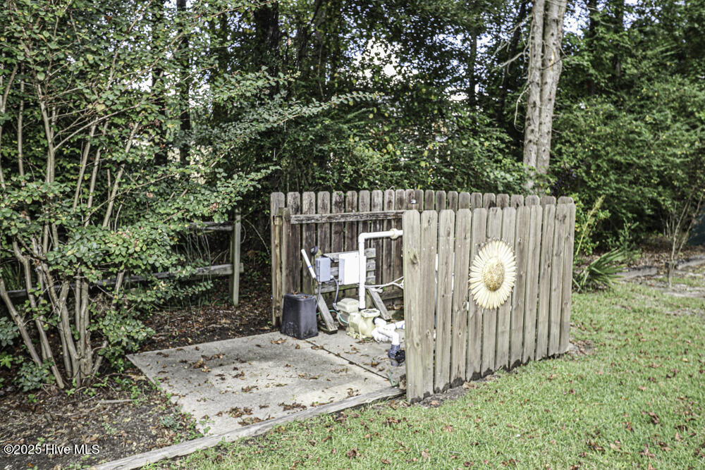 325 Old Coach Road Property Photo 4