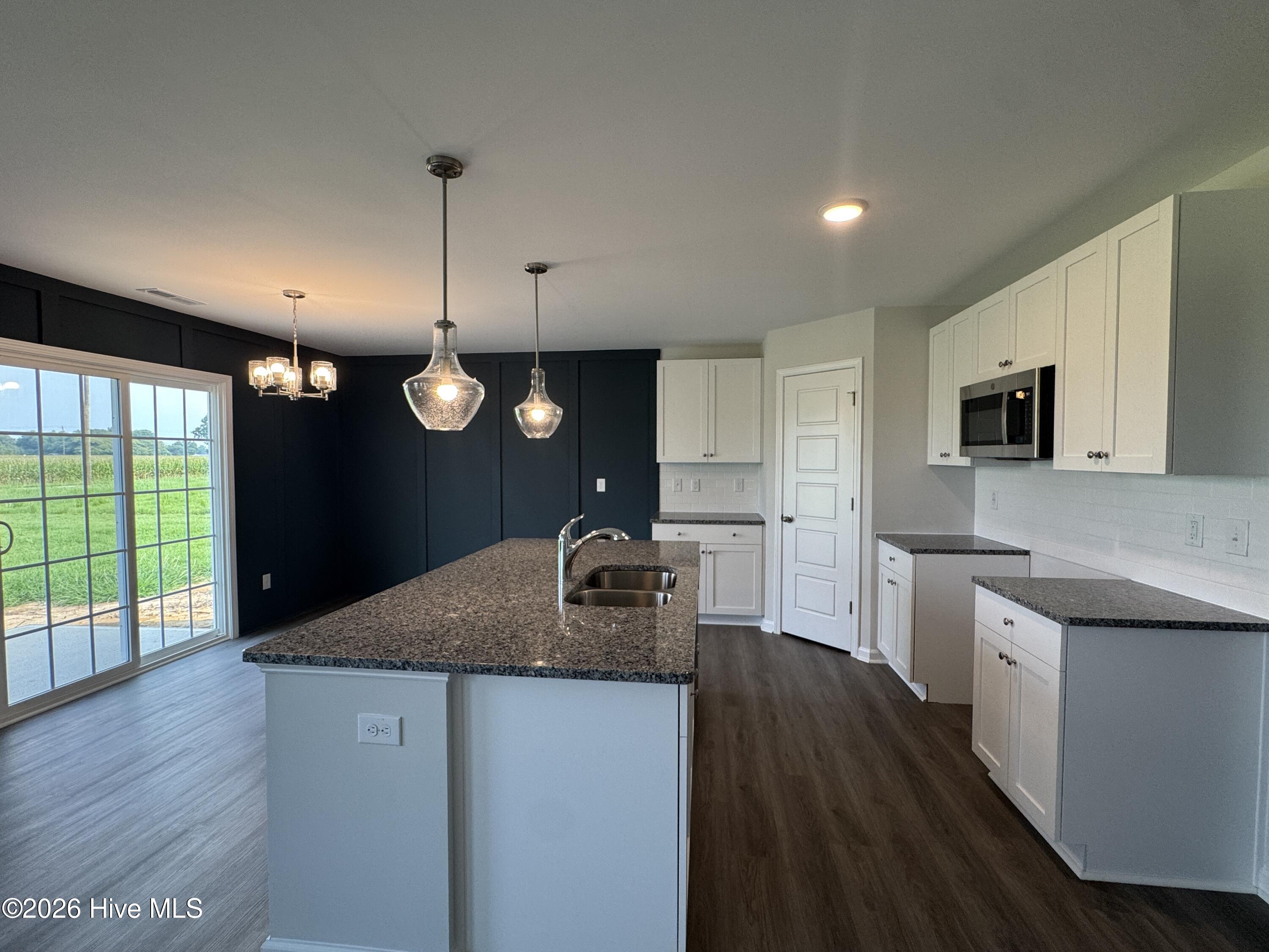 77 Littlefield Lane Property Photo 11