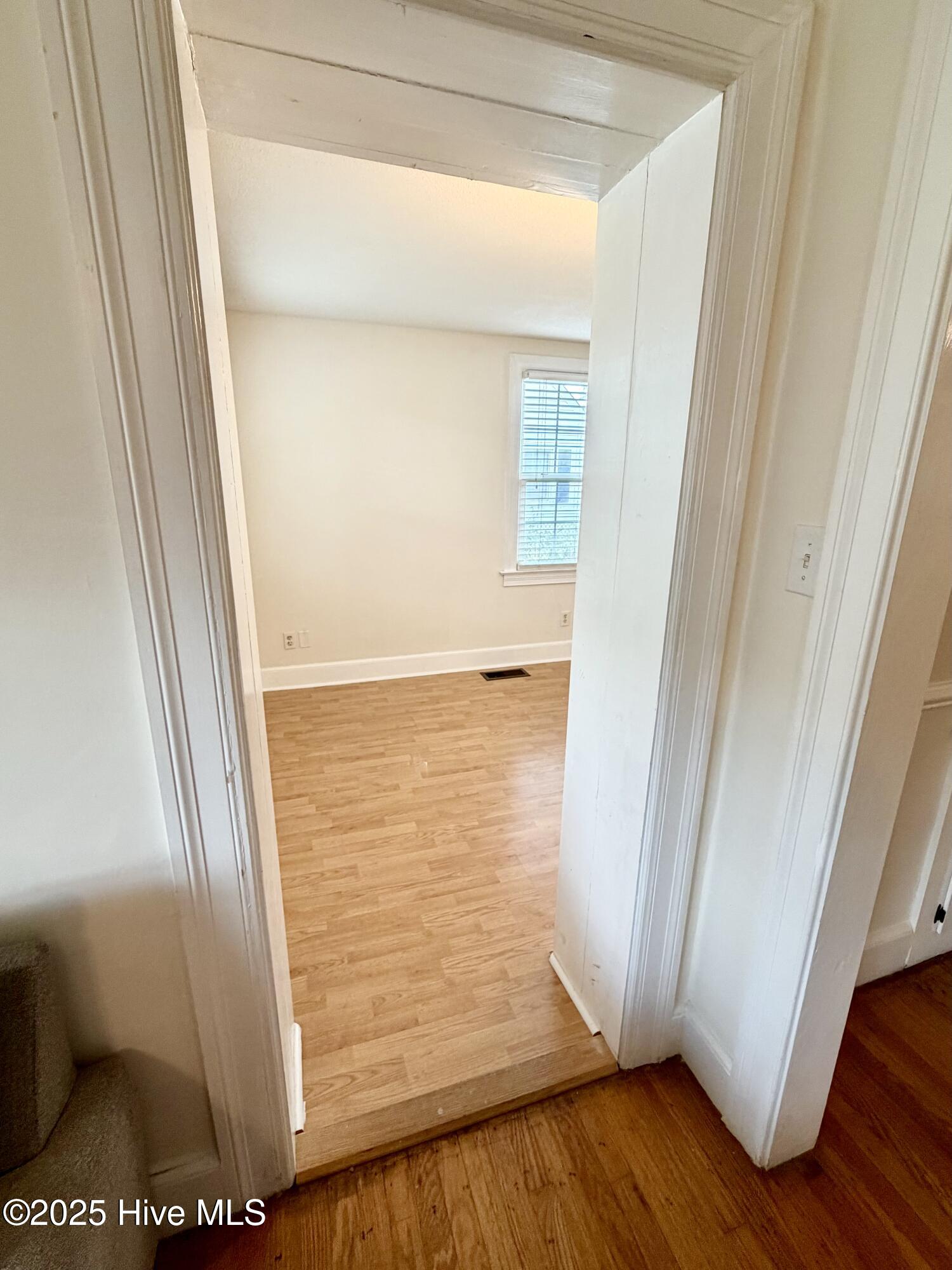 406 N Caswell Street Property Photo 28