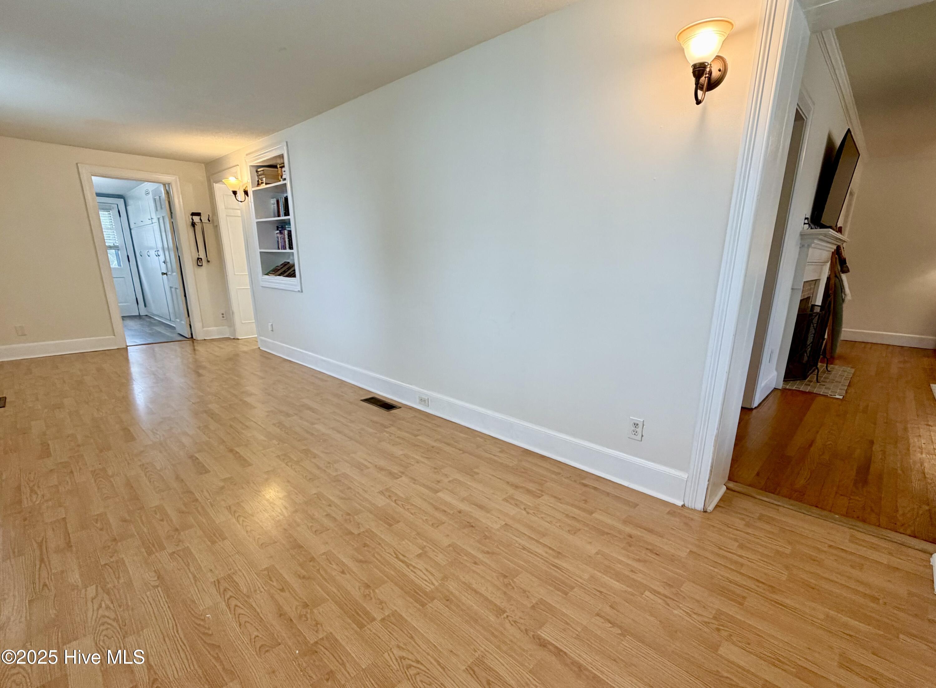 406 N Caswell Street Property Photo 31