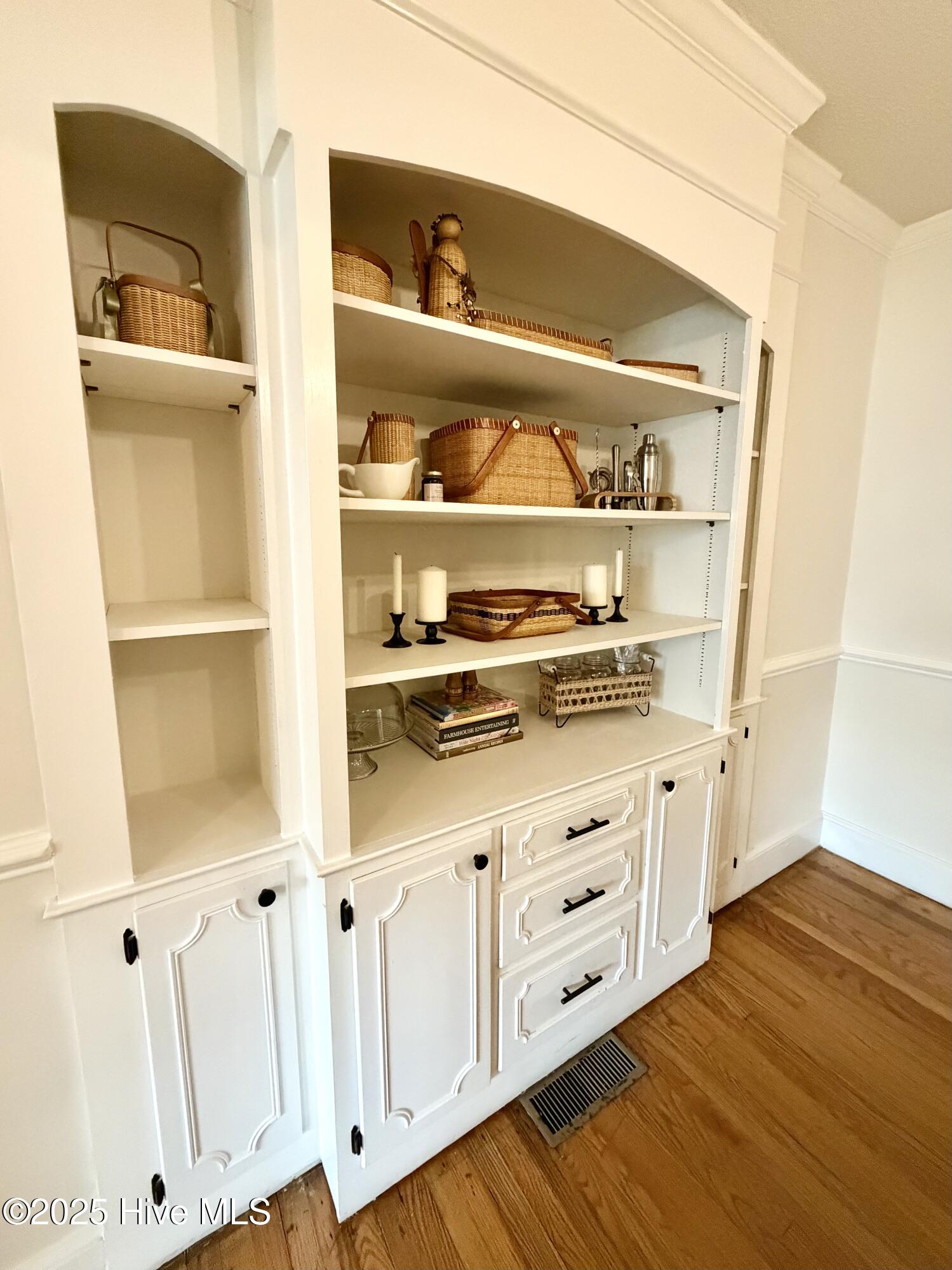 406 N Caswell Street Property Photo 35