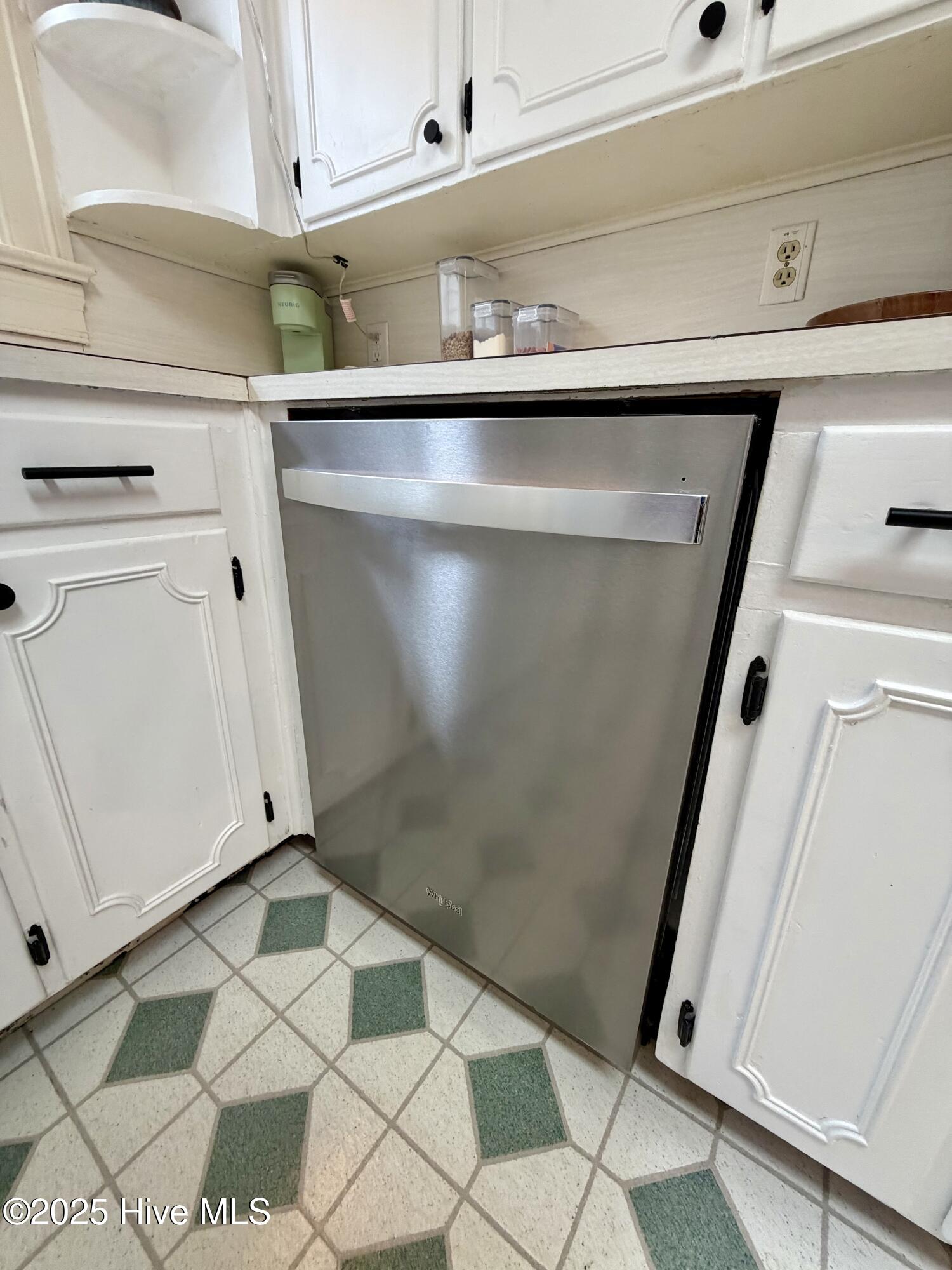 406 N Caswell Street Property Photo 40