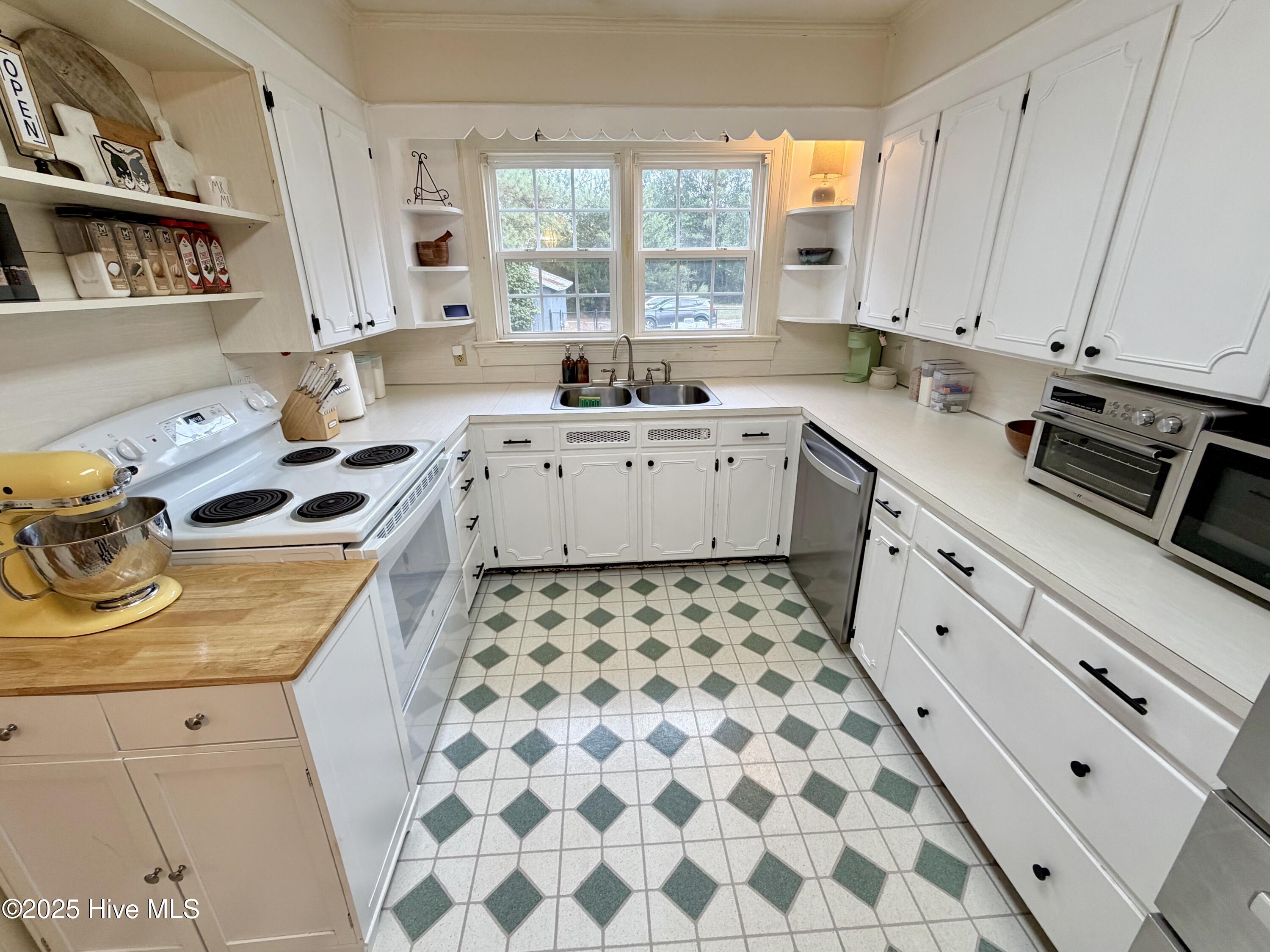 406 N Caswell Street Property Photo 42