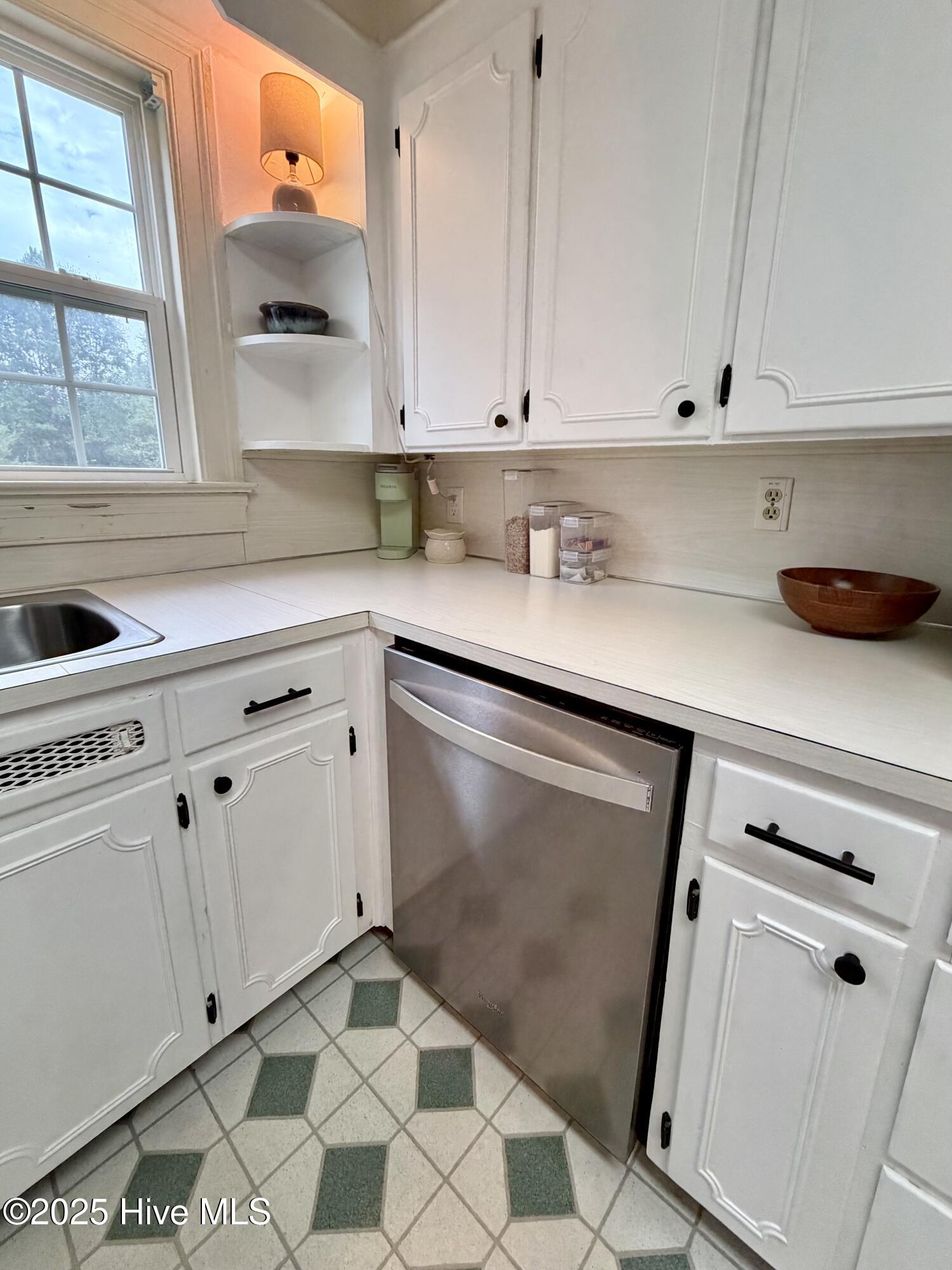 406 N Caswell Street Property Photo 45