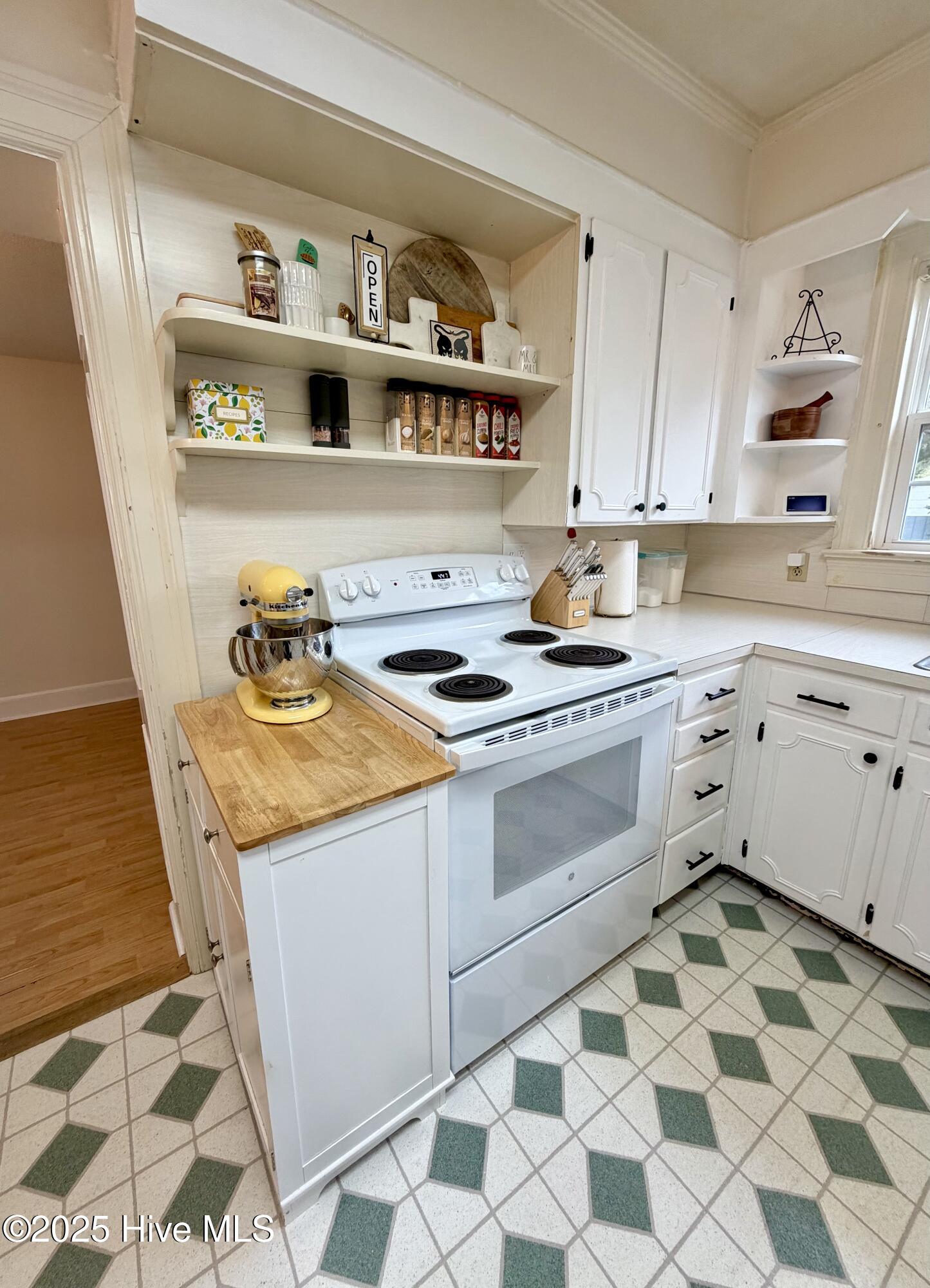 406 N Caswell Street Property Photo 51